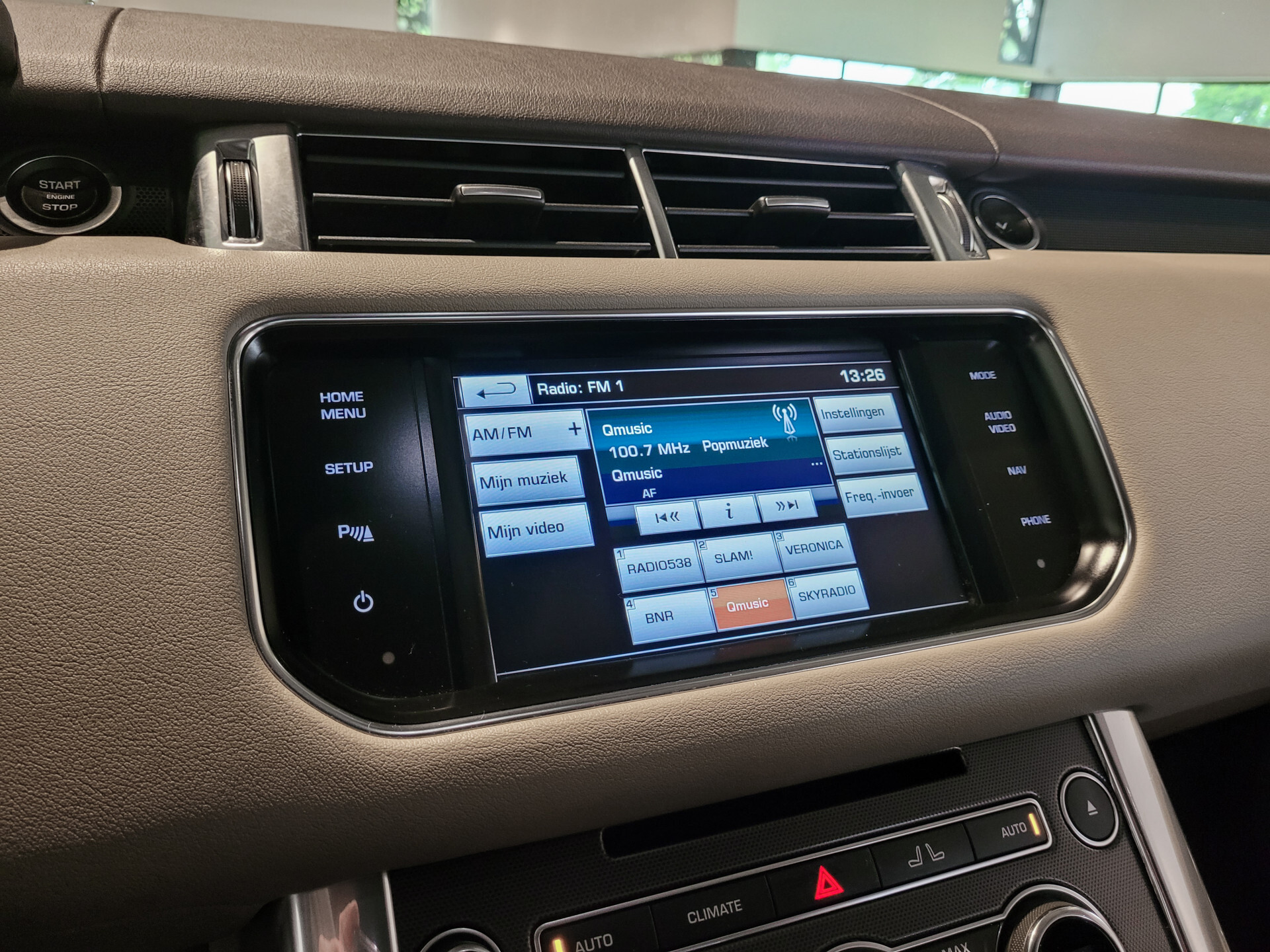 Land Rover Range Rover Sport 3.0 SDV6 HSE Dynamic Panorama|21"|Camera|4xStoelverwarming|Ambientlight Foto 11