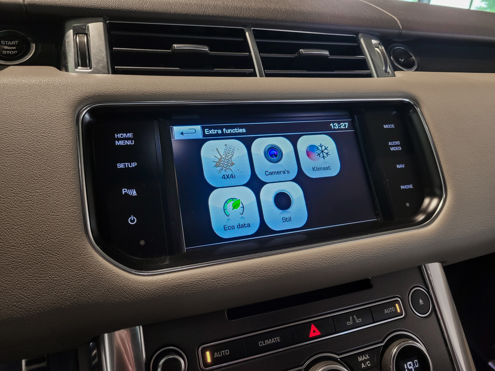Land Rover Range Rover Sport 3.0 SDV6 HSE Dynamic Panorama|21"|Camera|4xStoelverwarming|Ambientlight Foto 17