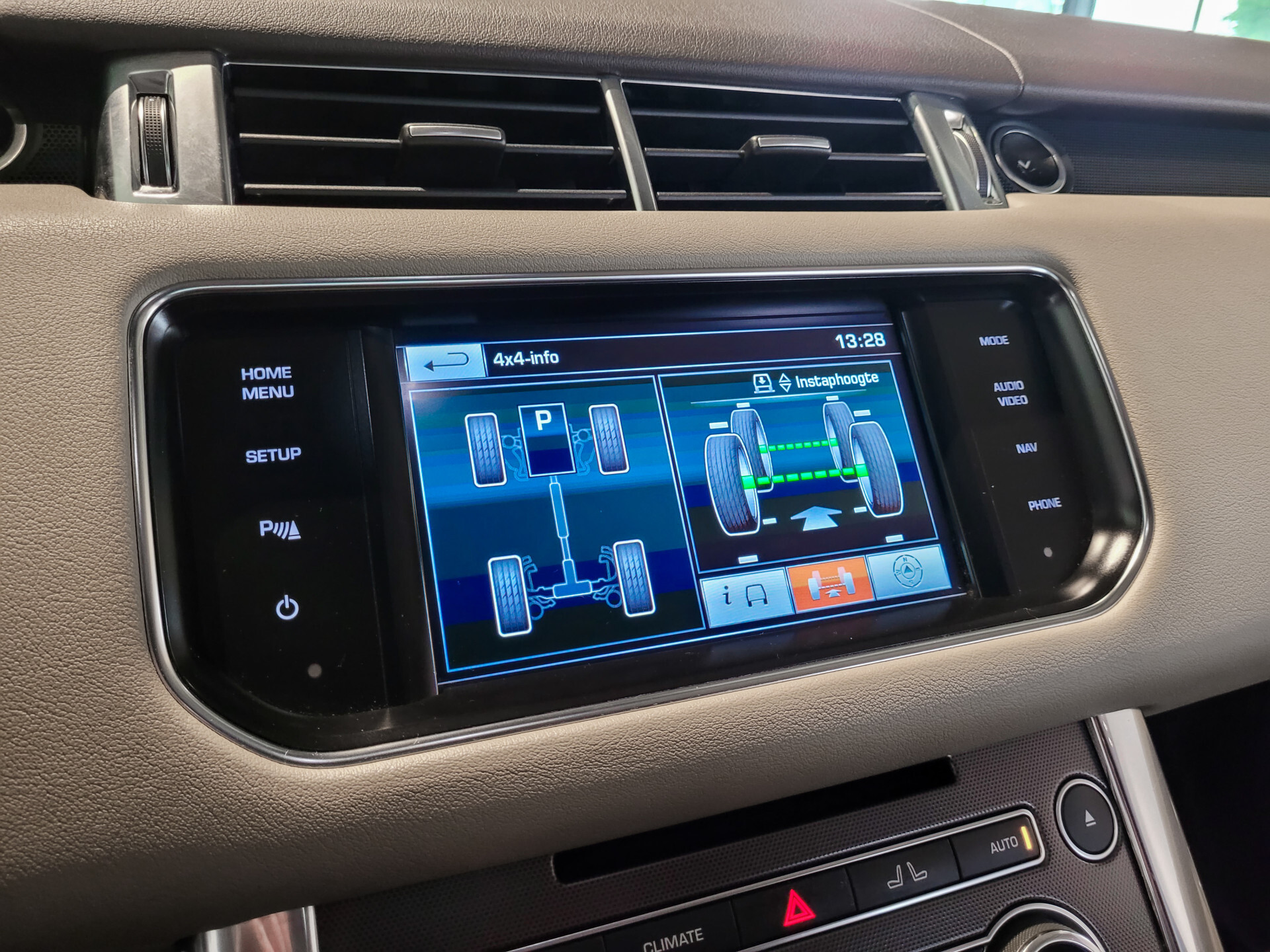 Land Rover Range Rover Sport 3.0 SDV6 HSE Dynamic Panorama|21"|Camera|4xStoelverwarming|Ambientlight Foto 21