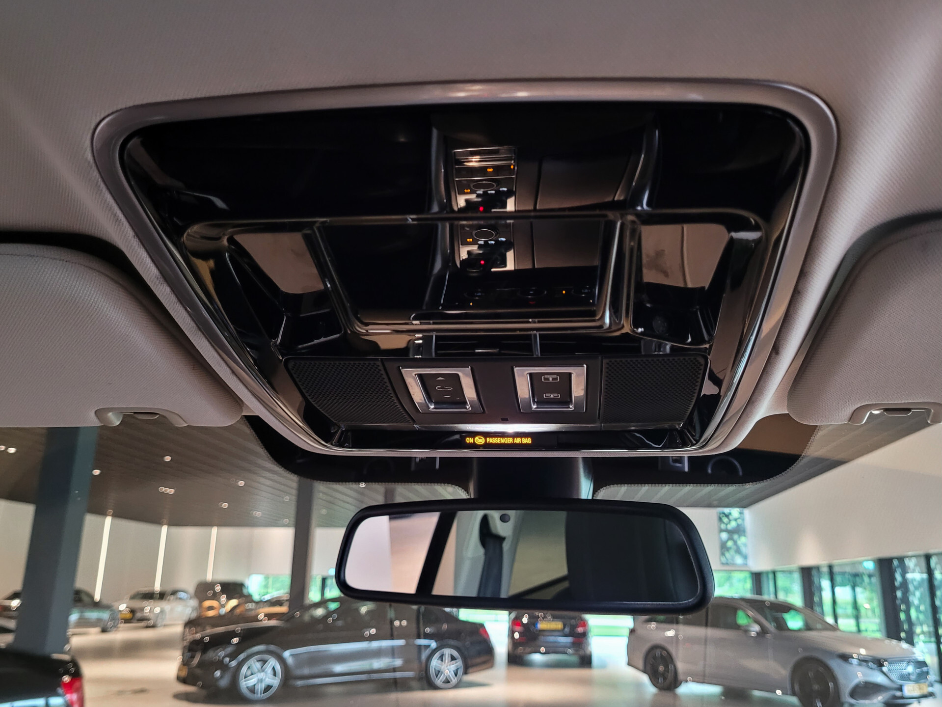 Land Rover Range Rover Sport 3.0 SDV6 HSE Dynamic Panorama|21"|Camera|4xStoelverwarming|Ambientlight Foto 29