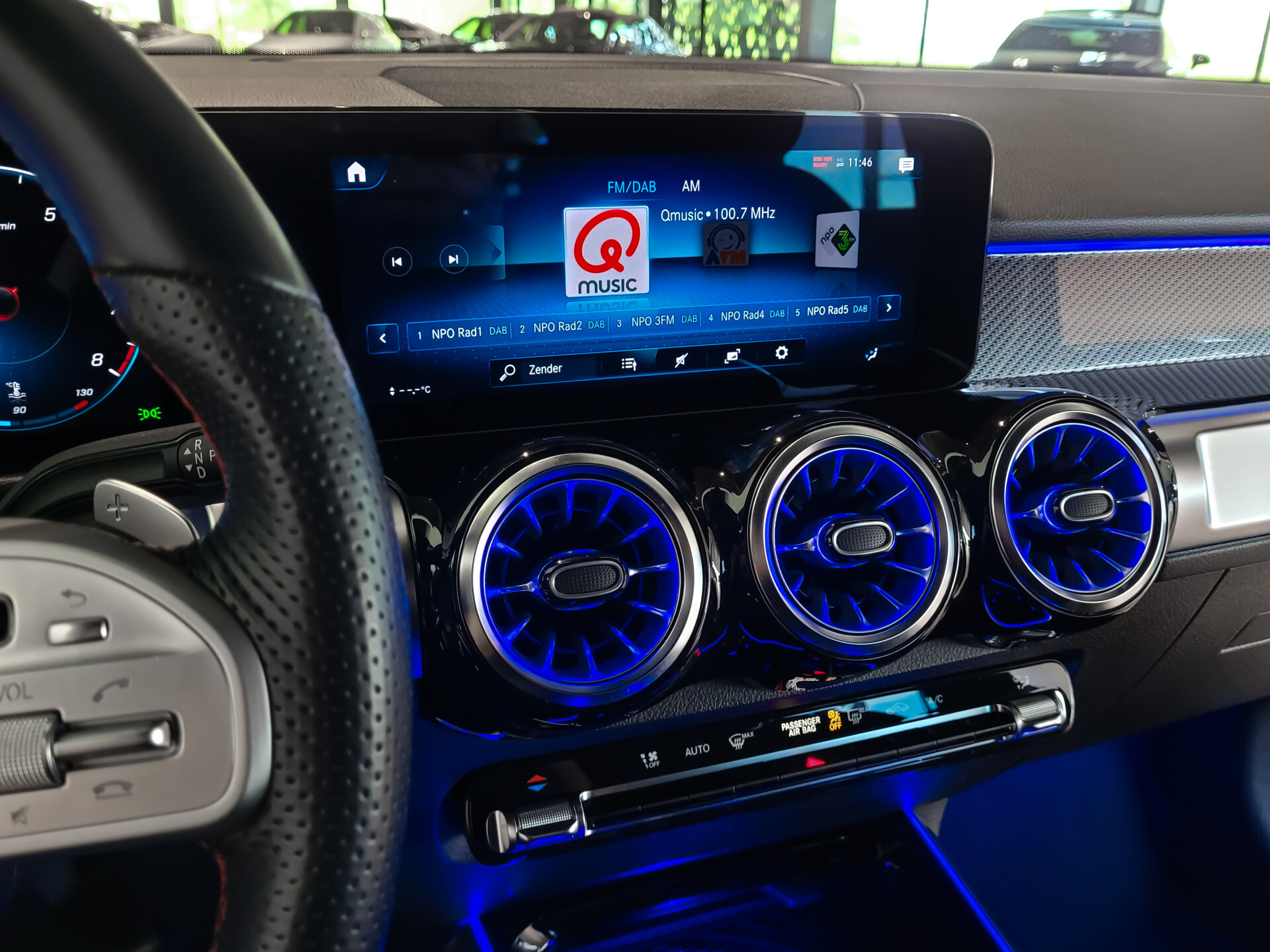 Mercedes-Benz GLB 200 AMG Night|MBUX|20"|Camera|Trekhaak|Carbon Foto 24