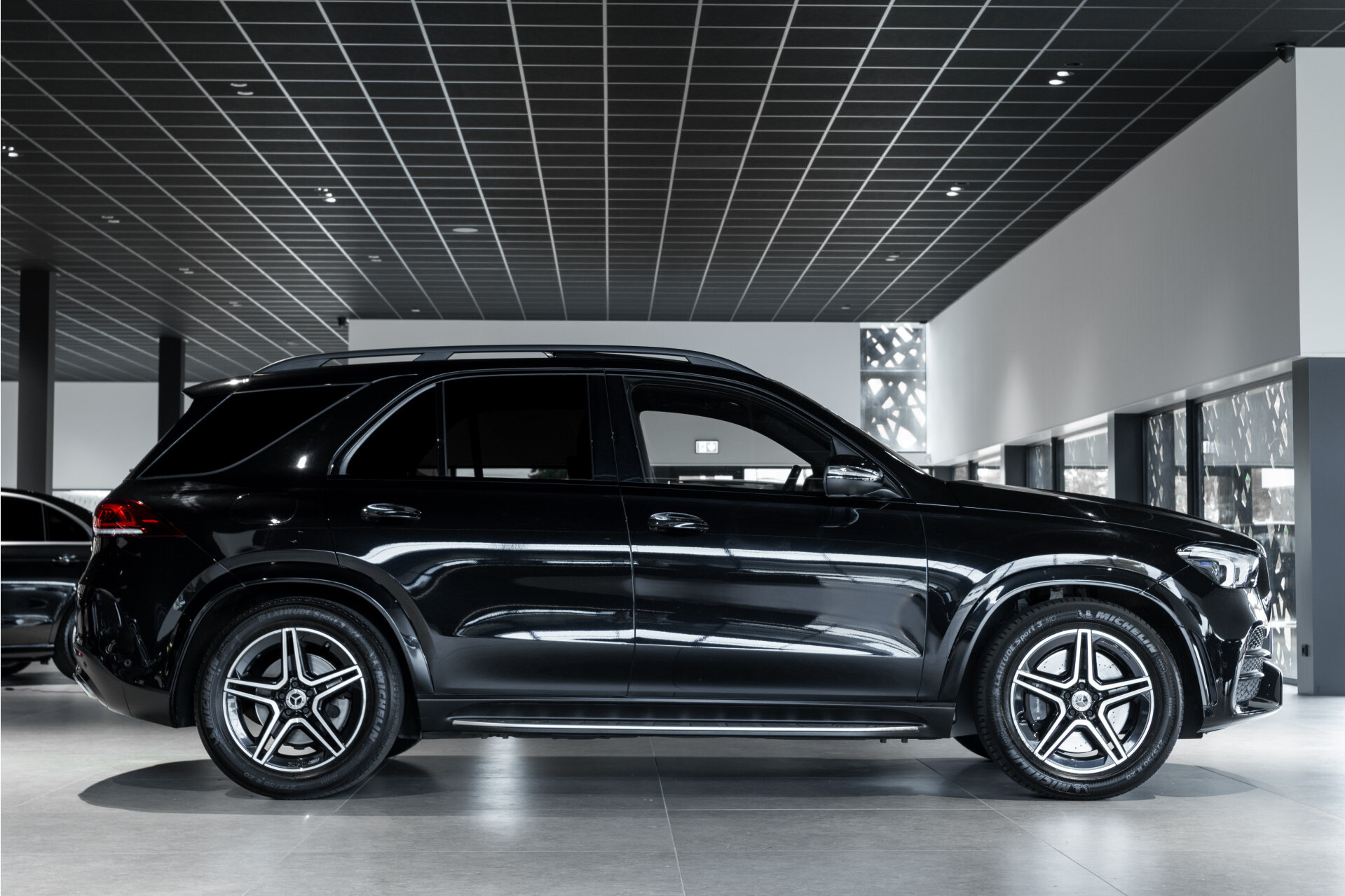 Mercedes-Benz GLE 450 4-M AMG Night|Luchtvering|Keyless|ACC|Pano|Trekhaak|Burmester|Mem|360|BTW Aut9 Foto 3