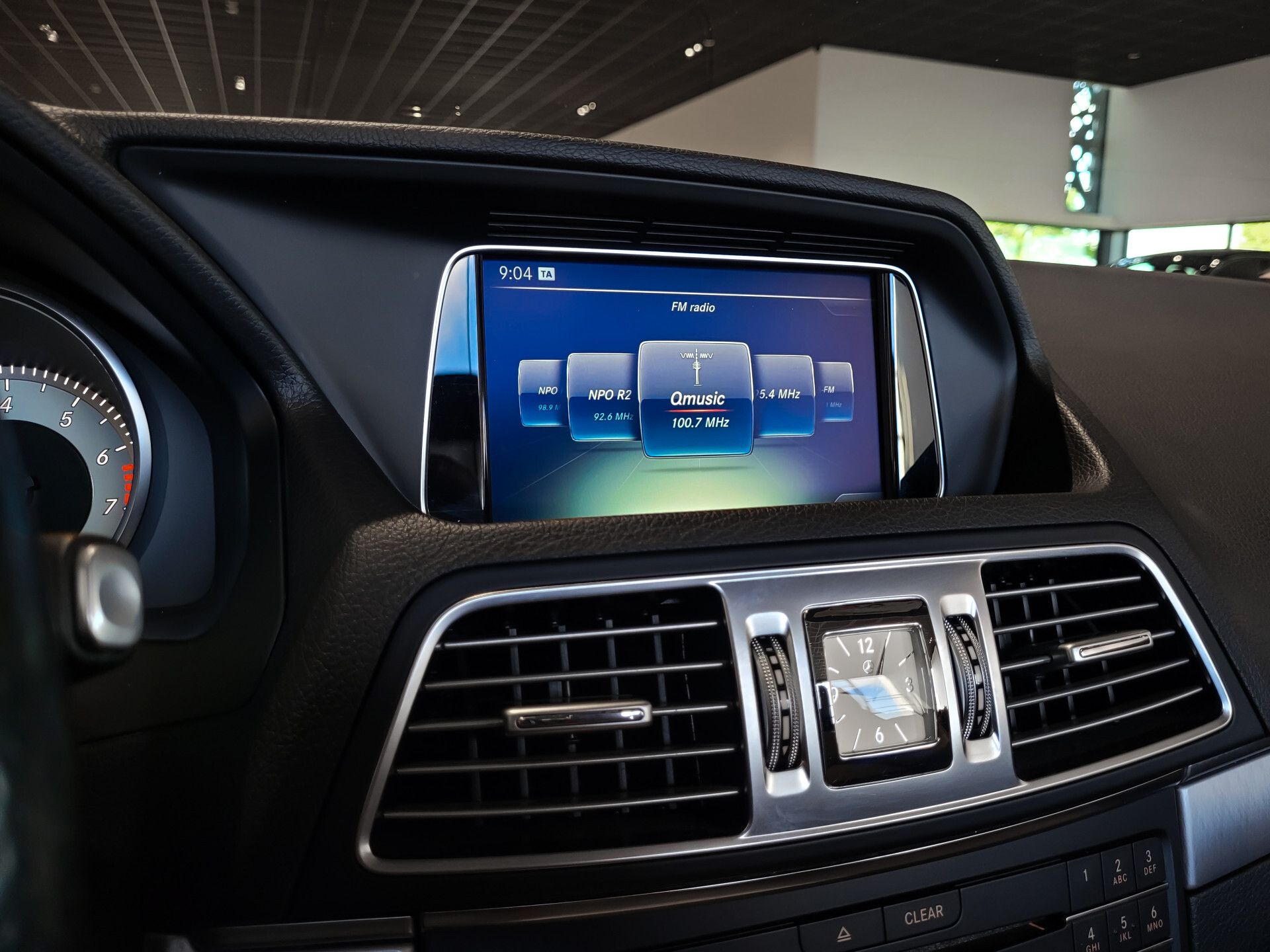 Mercedes-Benz E-Klasse Cabrio 500 AMG Distronic|Keyless|Harman-Kardon|19"|Aircap-scarf|Camera|Aut7 Foto 11