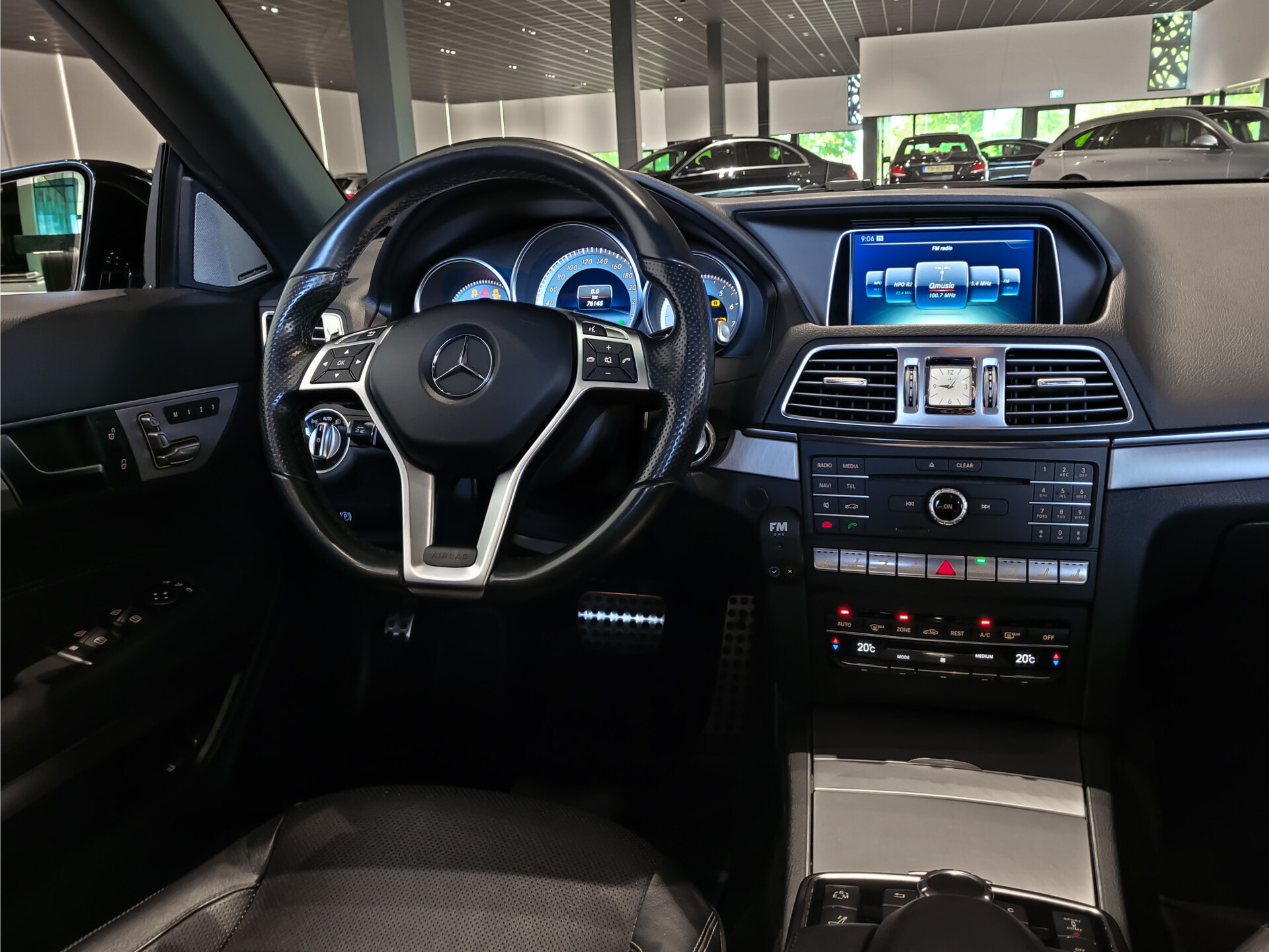 Mercedes-Benz E-Klasse Cabrio 500 AMG Distronic|Keyless|Harman-Kardon|19"|Aircap-scarf|Camera|Aut7 Foto 23