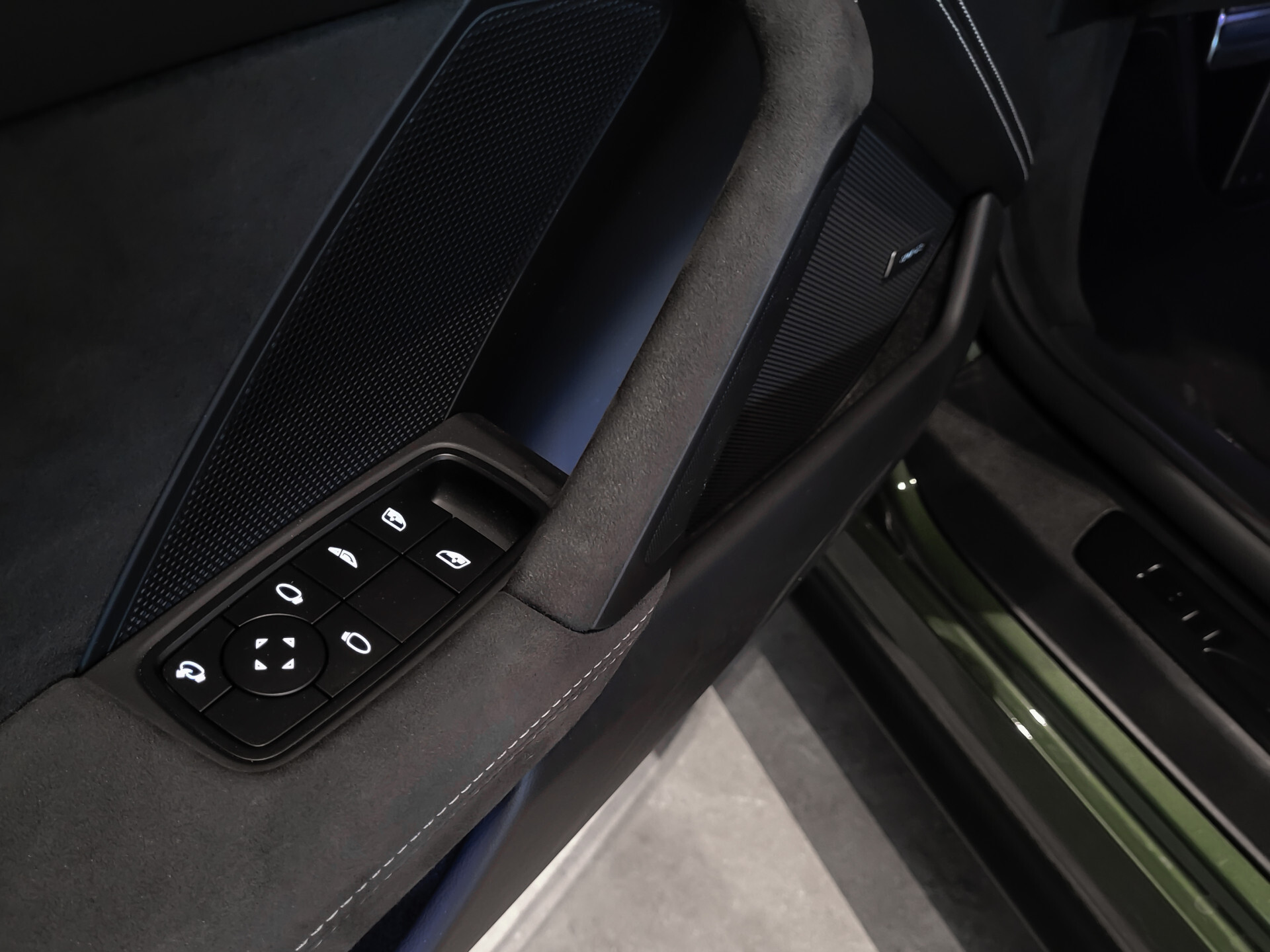 Porsche 911 Cabrio 3.0 Carrera 4 GTS Achterassturing|18-weg|Bose|Keyless|ACC|Carbon|360|PPF|New service Foto 14