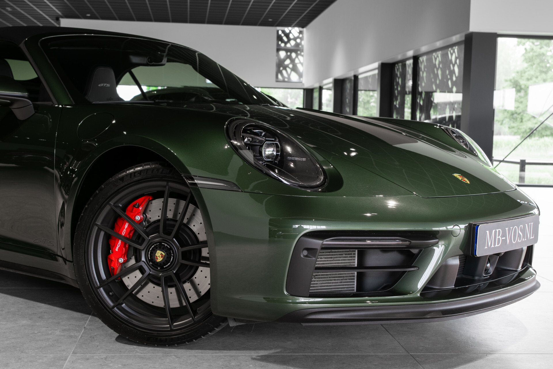 Porsche 911 Cabrio 3.0 Carrera 4 GTS Achterassturing|18-weg|Bose|Keyless|ACC|Carbon|360|PPF|New service Foto 29