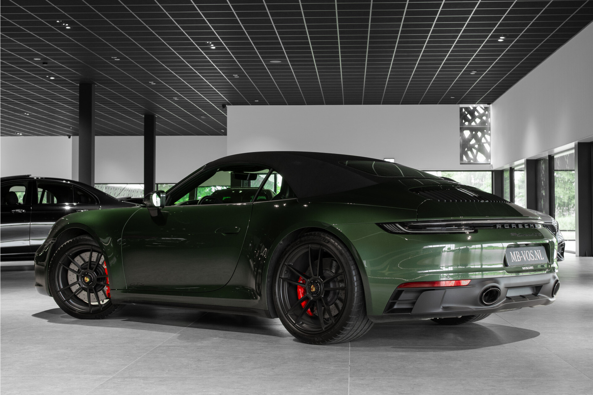 Porsche 911 Cabrio 3.0 Carrera 4 GTS Achterassturing|18-weg|Bose|Keyless|ACC|Carbon|360|PPF|New service Foto 4