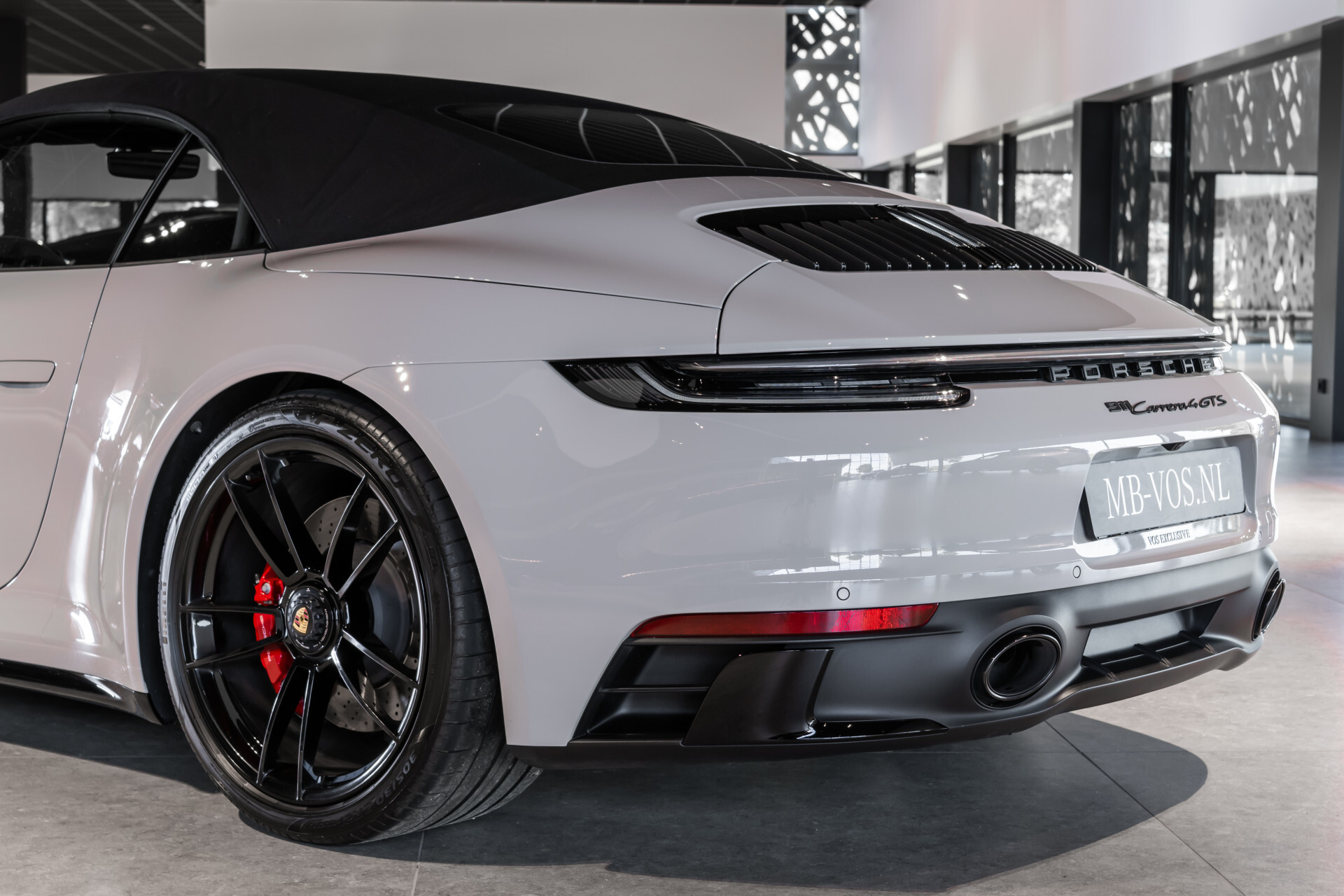 Porsche 911 Cabrio 3.0 Carrera 4 GTS Lift|Acc|Bosé|18-voudig|Stoelkoeling|Keyless|New Service Foto 32