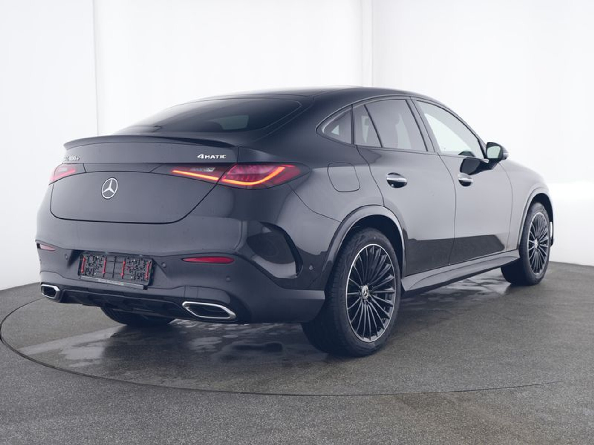 Mercedes-Benz GLC Coupé 400e 4-M AMG Night|Achterassturing|Luchtvering|ACC|Keyless|HUD|Trekhaak|360|Burmester|Mem Foto 2