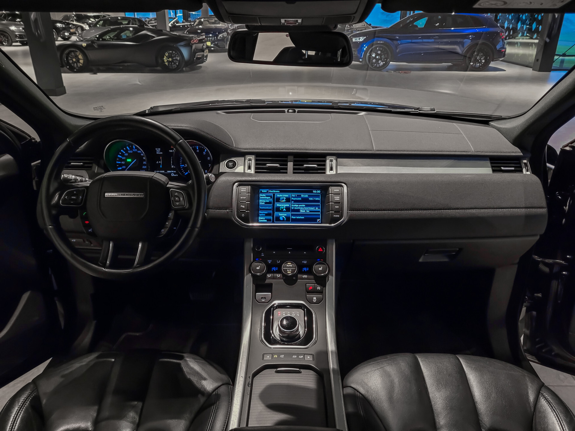 Land Rover Range Rover Evoque 2.0 Si 4WD Pure Business Edition Panorama|Meridian|Blackline|Trekhaak|NL Auto|New Service Foto 22