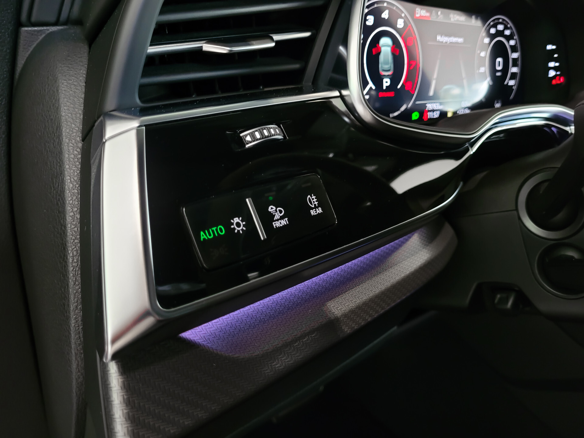 Audi RSQ8-R ABT 1 OF 125 740pk Gletscherwit metallic|Carbon|B&O|Massage|BTW Foto 22