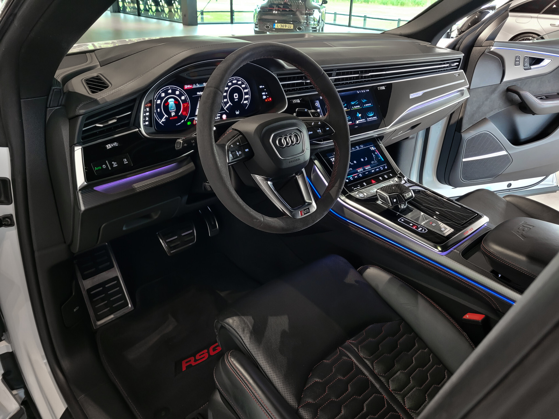 Audi RSQ8-R ABT 1 OF 125 740pk Gletscherwit metallic|Carbon|B&O|Massage|BTW Foto 25