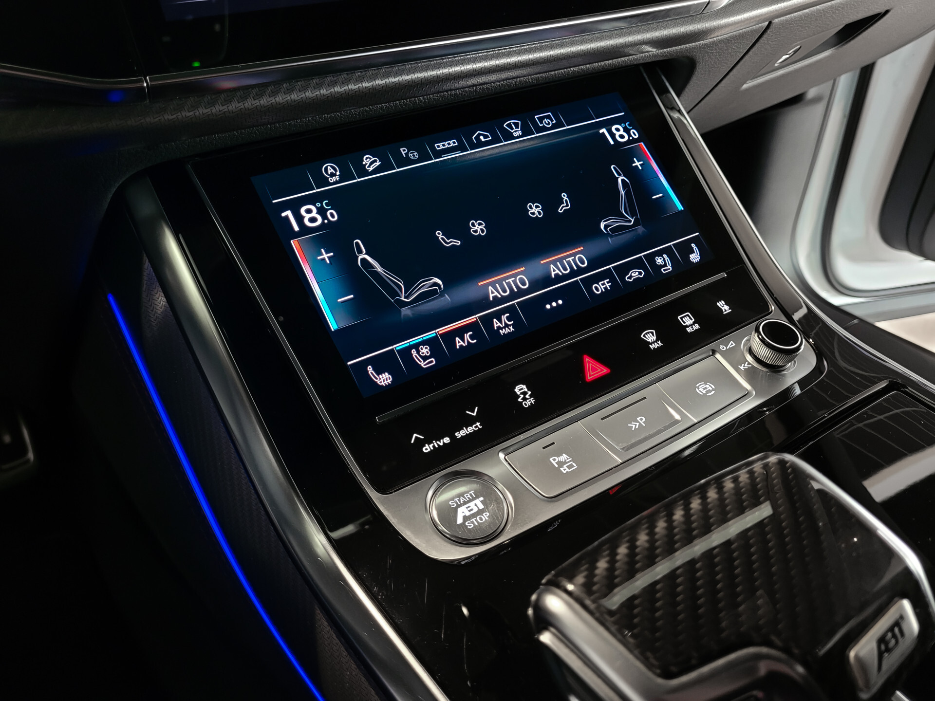 Audi RSQ8-R ABT 1 OF 125 740pk Gletscherwit metallic|Carbon|B&O|Massage|BTW Foto 32