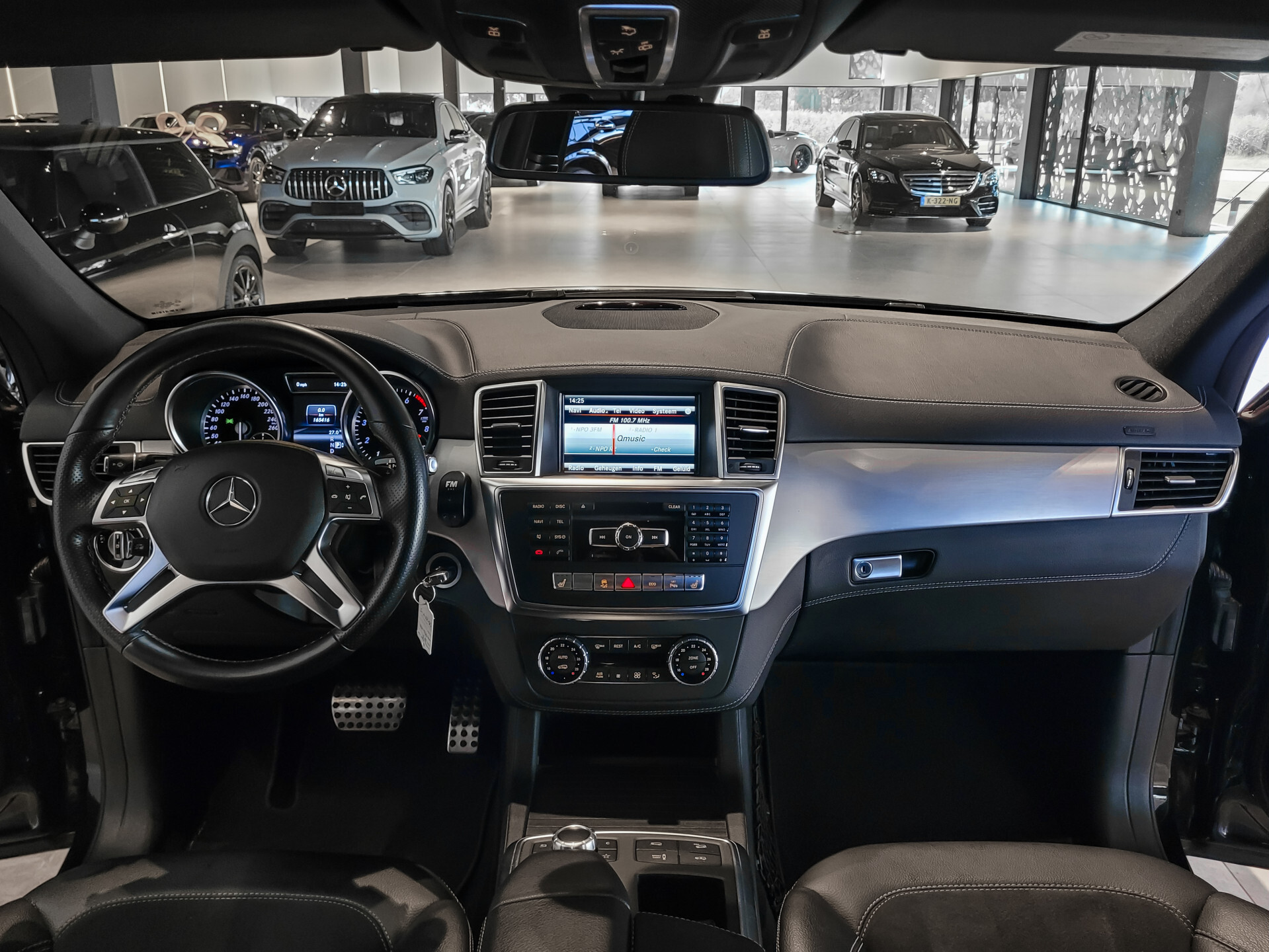 Mercedes-Benz M-Klasse 350 4-M AMG Luchtvering|ACC|Harman-Kardon|Trekhaak|Camera|Memory|Schuifdak Foto 21