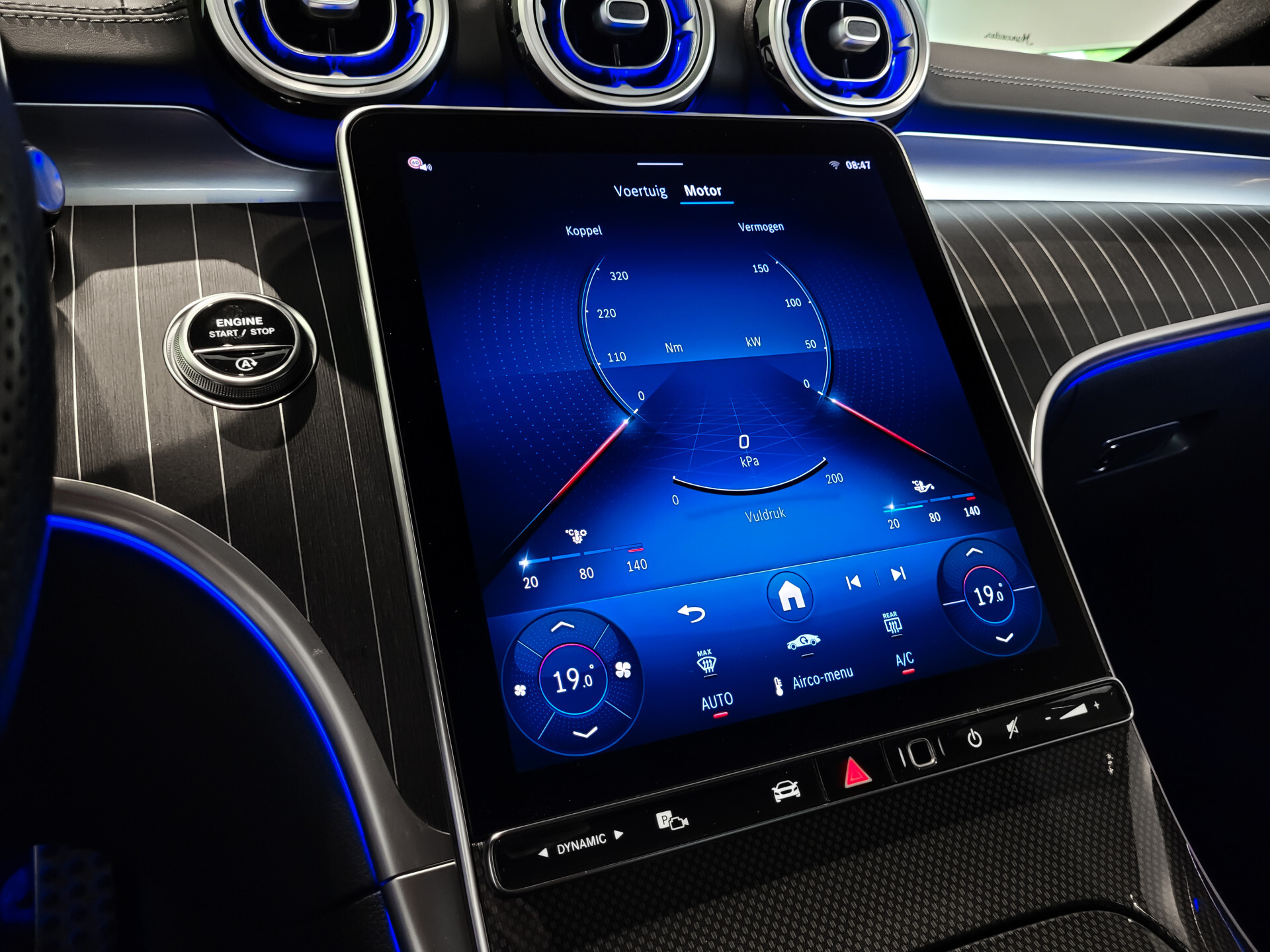 Mercedes-Benz CLE Coupé 200 AMG Night|Panorama|Distronic|Keyless|Digital Light|Burmester 3D|Mem|Verw-stuur|20" Foto 20