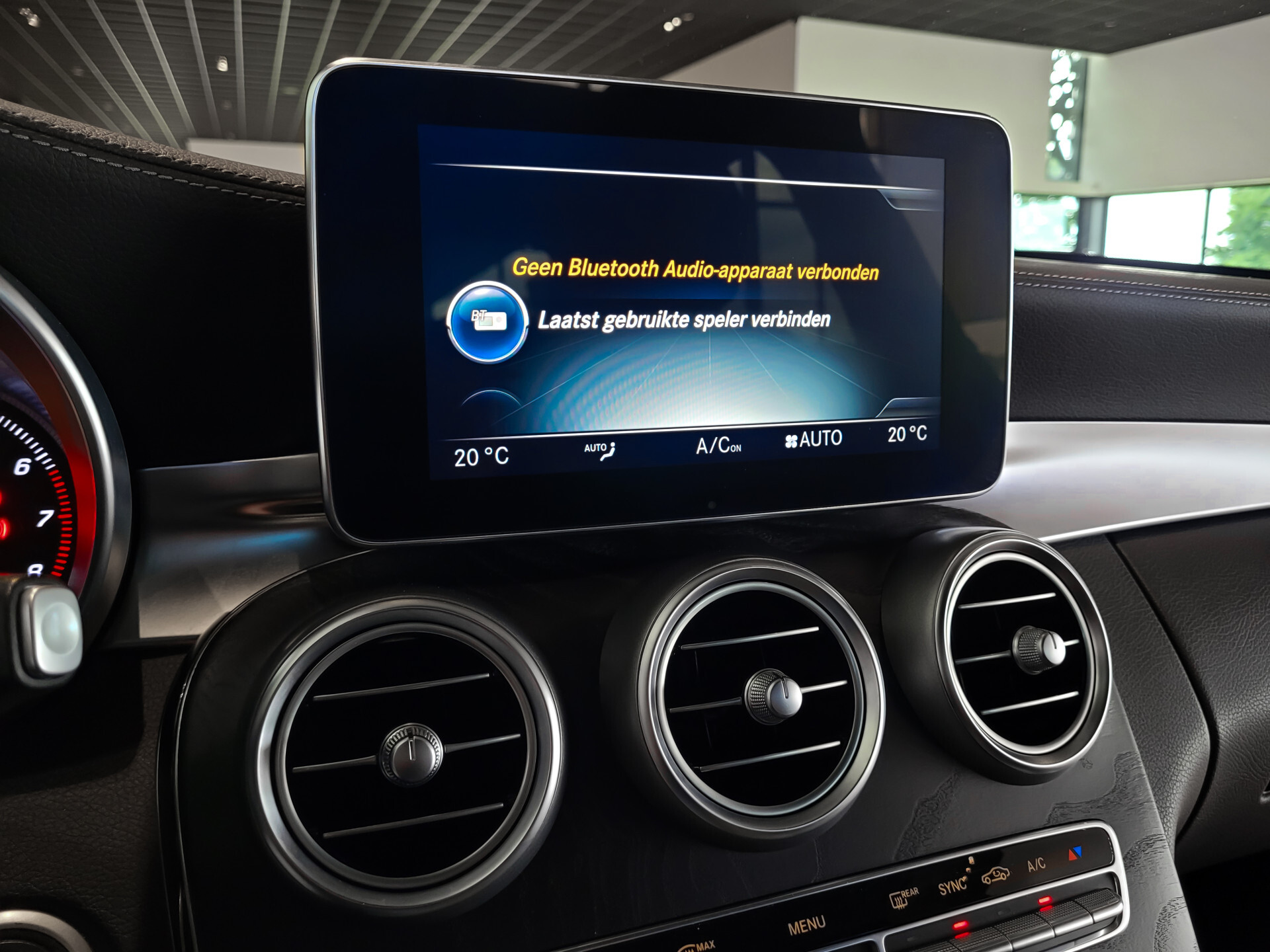 Mercedes-Benz C-Klasse 400 4-M AMG Night|Panorama|19"|Burmester|360|Distronic Foto 13