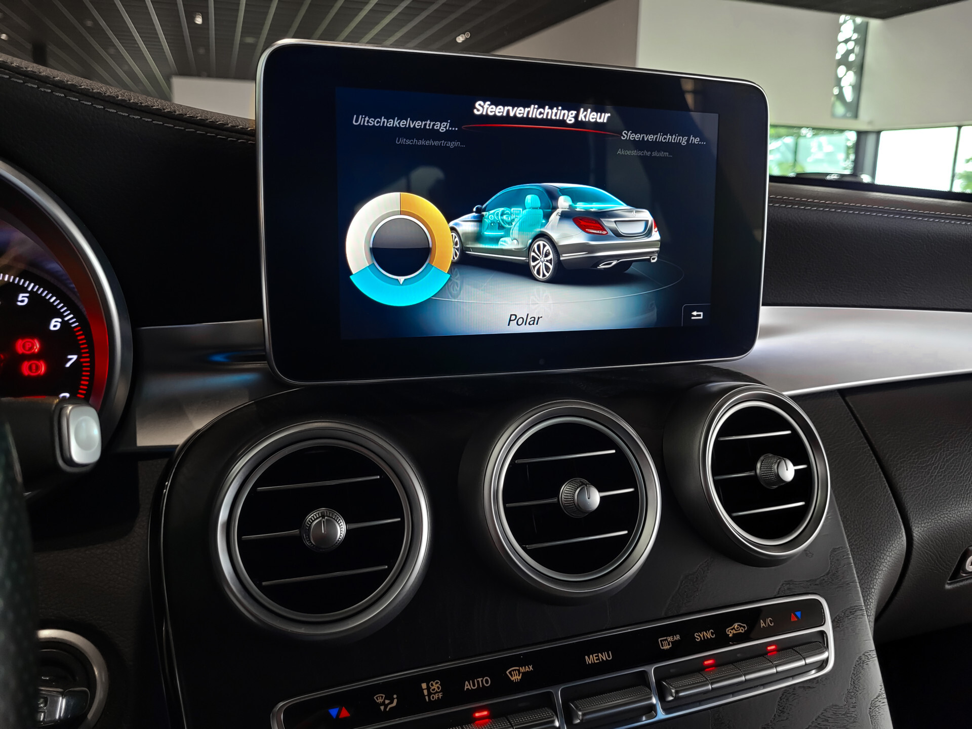 Mercedes-Benz C-Klasse 400 4-M AMG Night|Panorama|19"|Burmester|360|Distronic Foto 17
