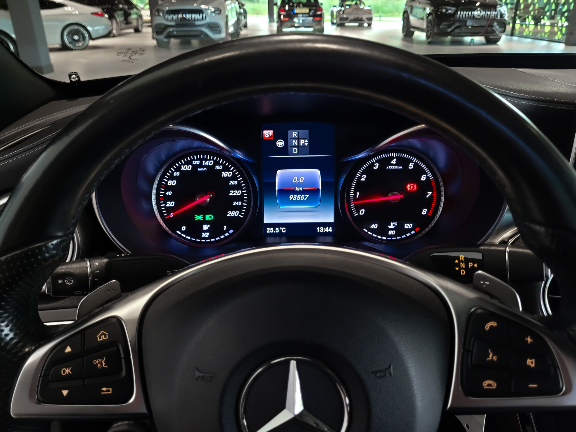 Mercedes-Benz C-Klasse 400 4-M AMG Night|Panorama|19"|Burmester|360|Distronic Foto 22