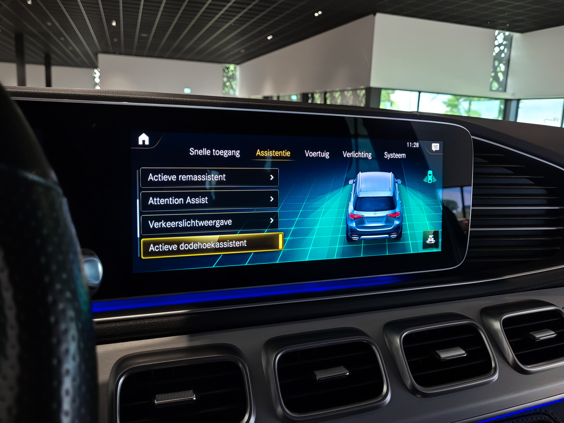 Mercedes-Benz GLE 400 d 4-M AMG Night|Luchtvering|Panorama|HUD|Standkachel|Burmester|Trekhaak|22" Foto 23