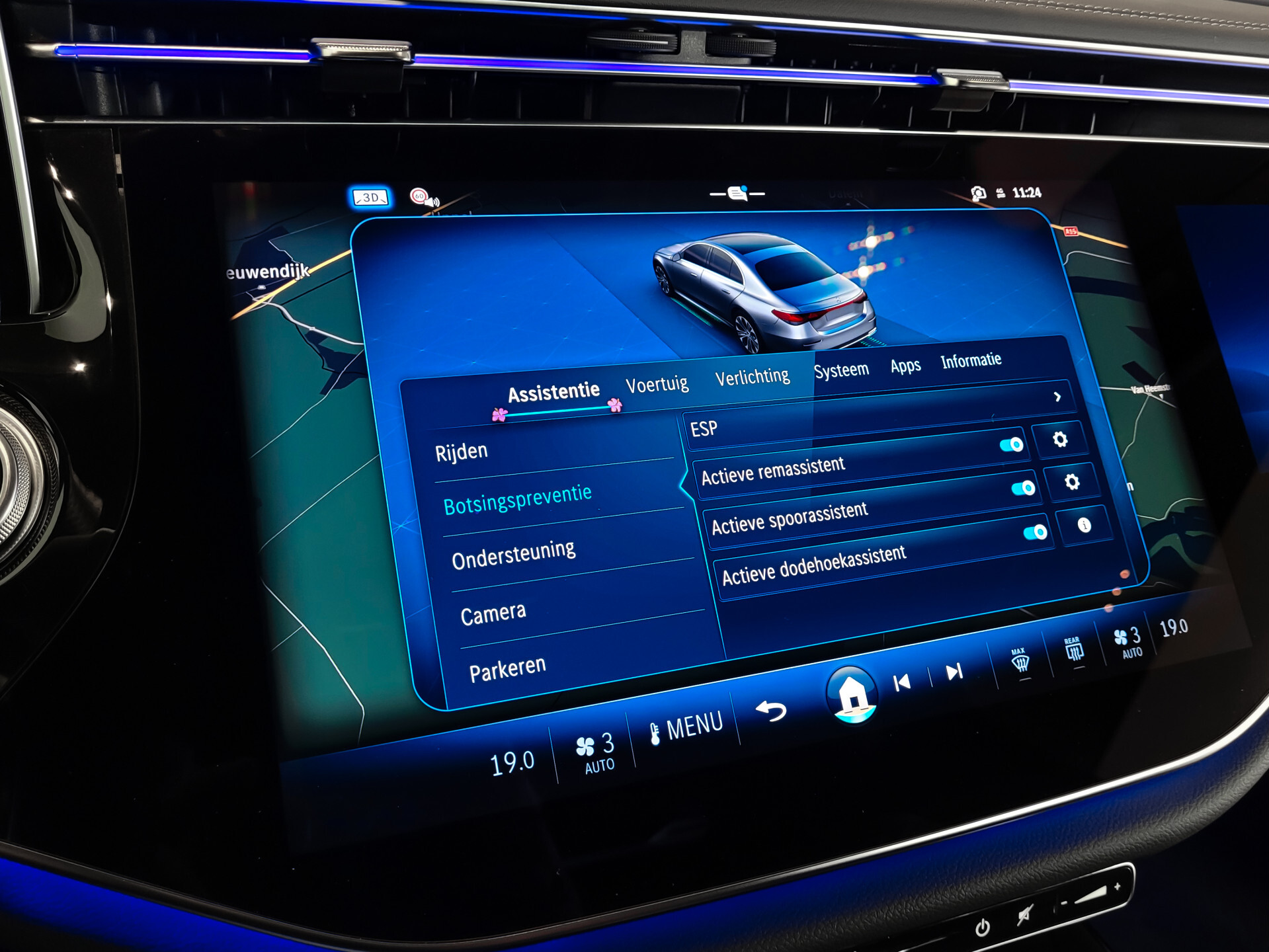 Mercedes-Benz E-Klasse 400 e 4-M AMG Luchtvering|Achterasbesturing|Superscreen|Keyless|Stoelkoeling|HUD|Digital Light Foto 21