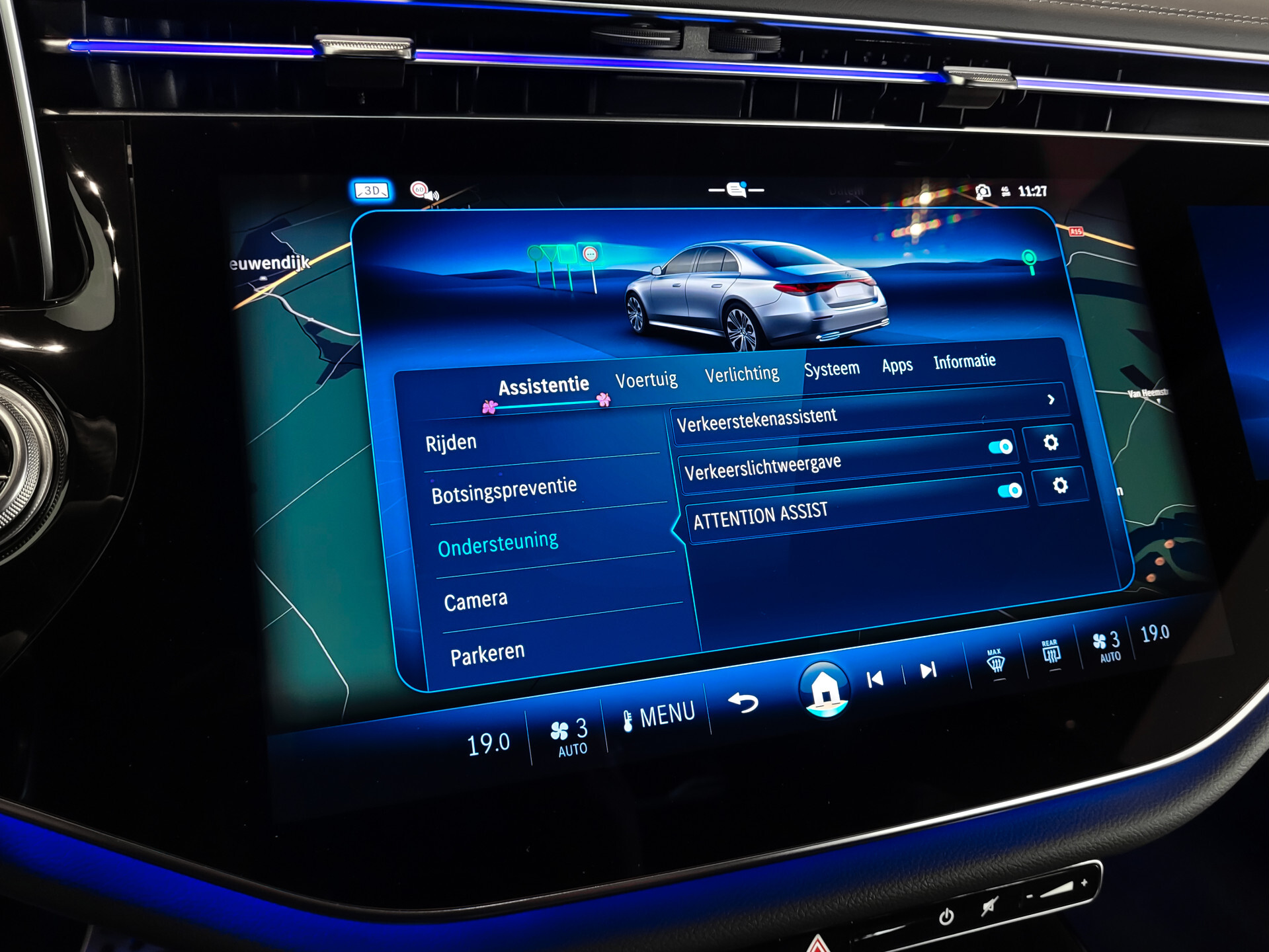 Mercedes-Benz E-Klasse 400 e 4-M AMG Luchtvering|Achterasbesturing|Superscreen|Keyless|Stoelkoeling|HUD|Digital Light Foto 23