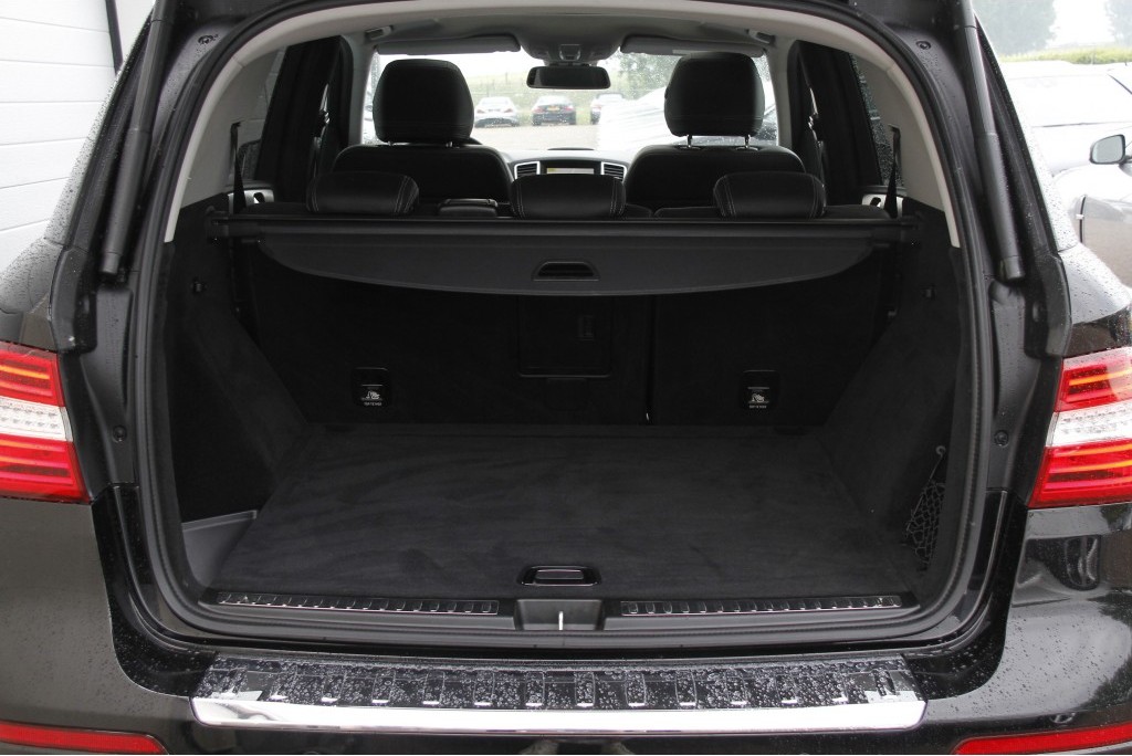 Mercedes-Benz M-Klasse 350 Bluetec 4-M Luchtvering/Comand/Dak/21"AMG/Trekhaak Aut7 Foto 11