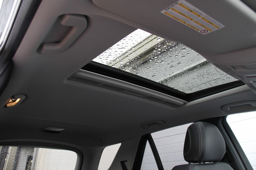 Mercedes-Benz M-Klasse 350 Bluetec 4-M Luchtvering/Comand/Dak/21"AMG/Trekhaak Aut7 Foto 12