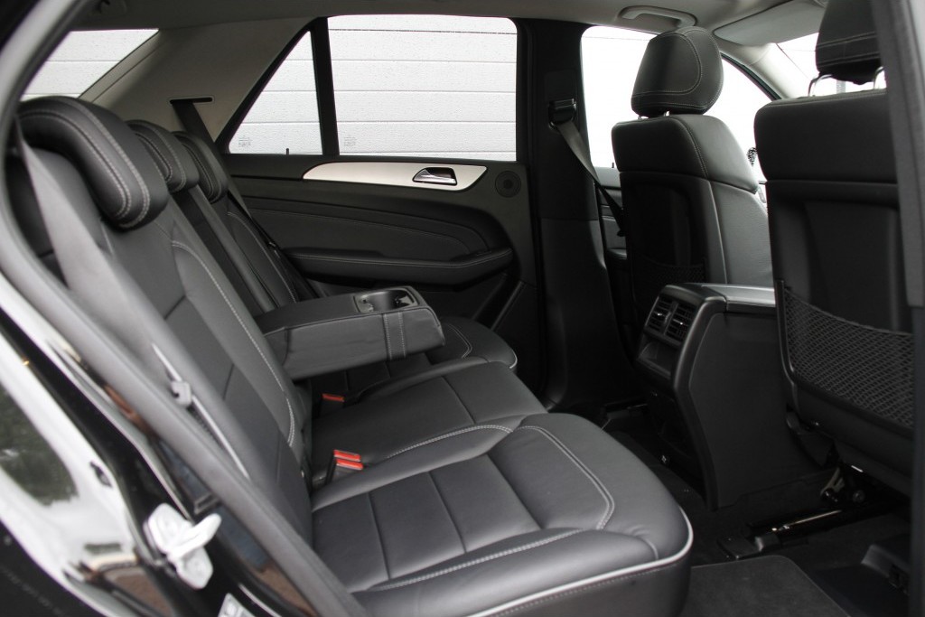 Mercedes-Benz M-Klasse 350 Bluetec 4-M Luchtvering/Comand/Dak/21"AMG/Trekhaak Aut7 Foto 4