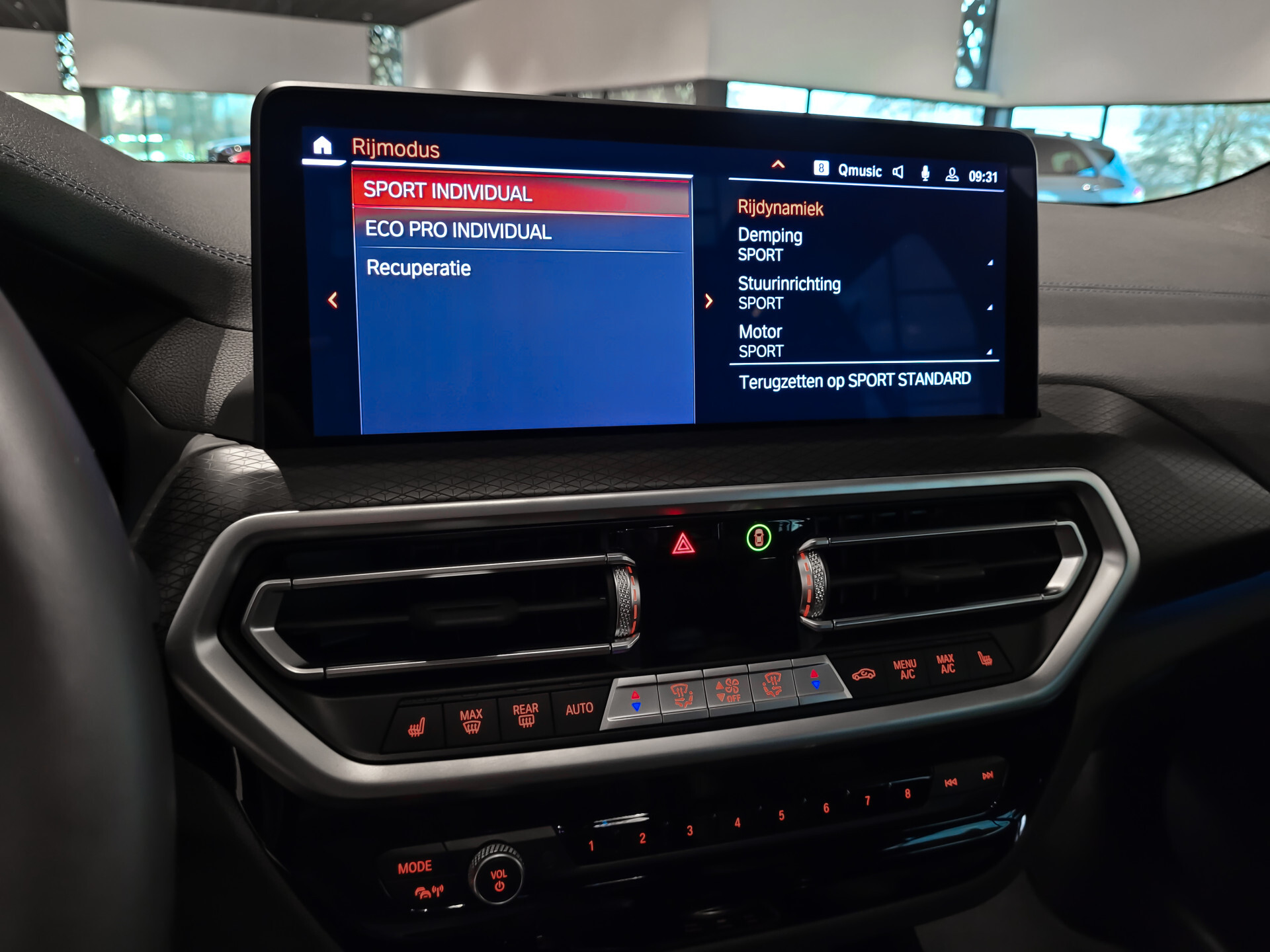 BMW iX3 FACELIFT M Sport High Executive 80 kWh Shadow|Driving Assistant|Keyless|HUD|Laser|Harman-Kardon|Pano|Sfeerverlichting Foto 15