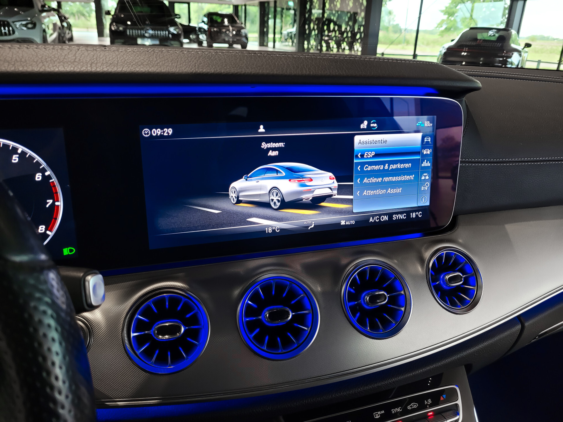 Mercedes-Benz E-Klasse Coupé 200 AMG Night|Panorama|Widescreen|Camera|Carplay|Ambient|New Service Aut9 Foto 13