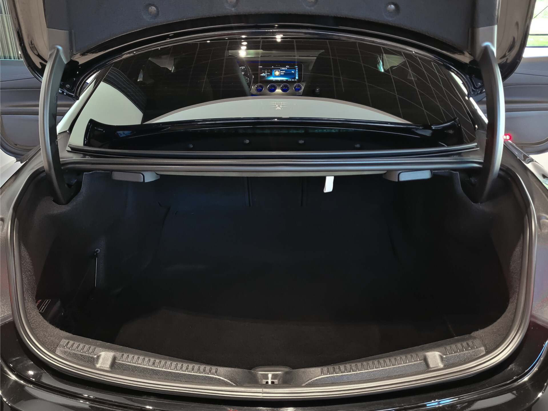 Mercedes-Benz E-Klasse Coupé 200 AMG Night|Panorama|Widescreen|Camera|Carplay|Ambient|New Service Aut9 Foto 27