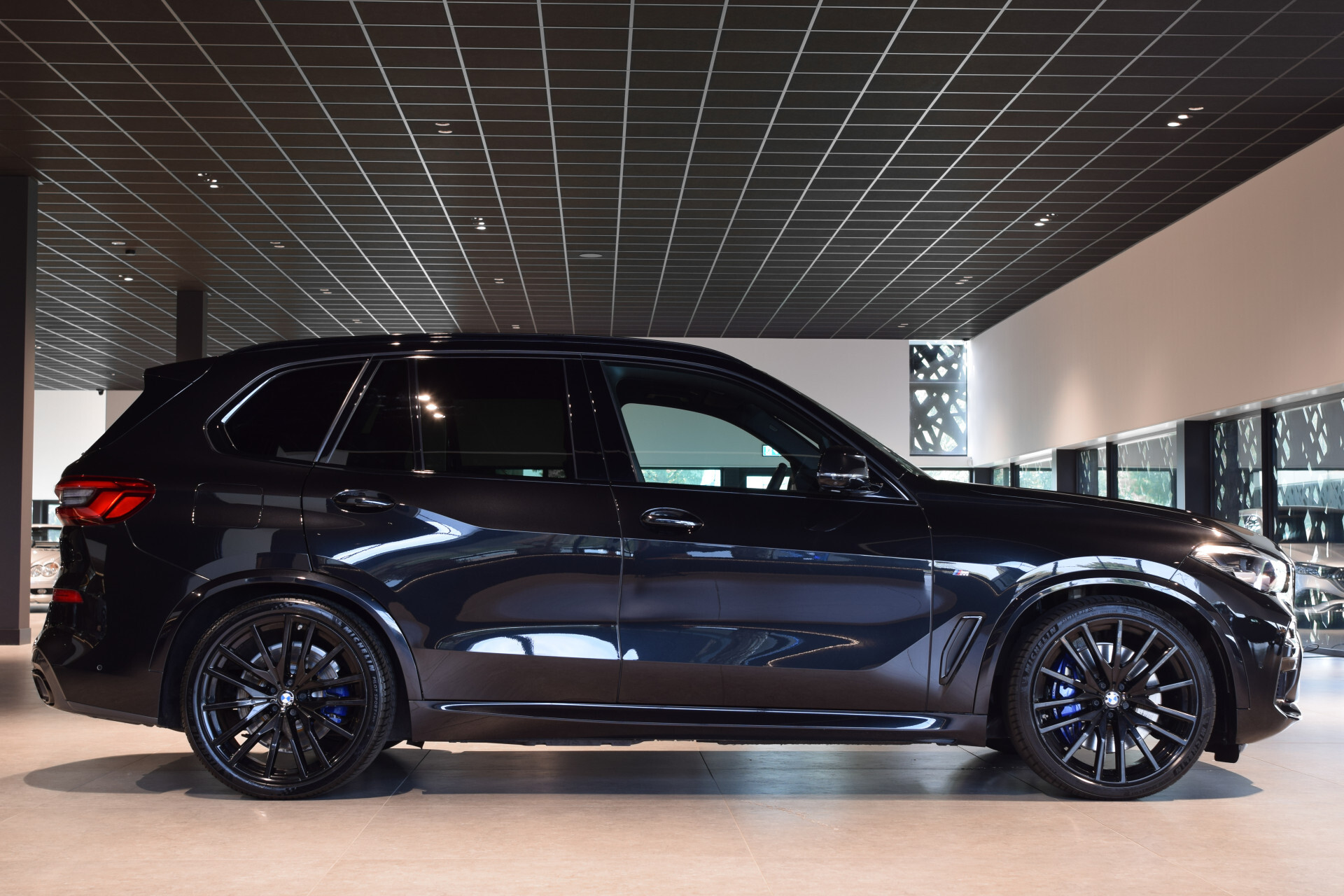 BMW X5 xDrive45e M Sport Active Steering|Luchtvering|ACC|Shadow|High Executive|Comfortacces|22"|Harman-Kardon Foto 3