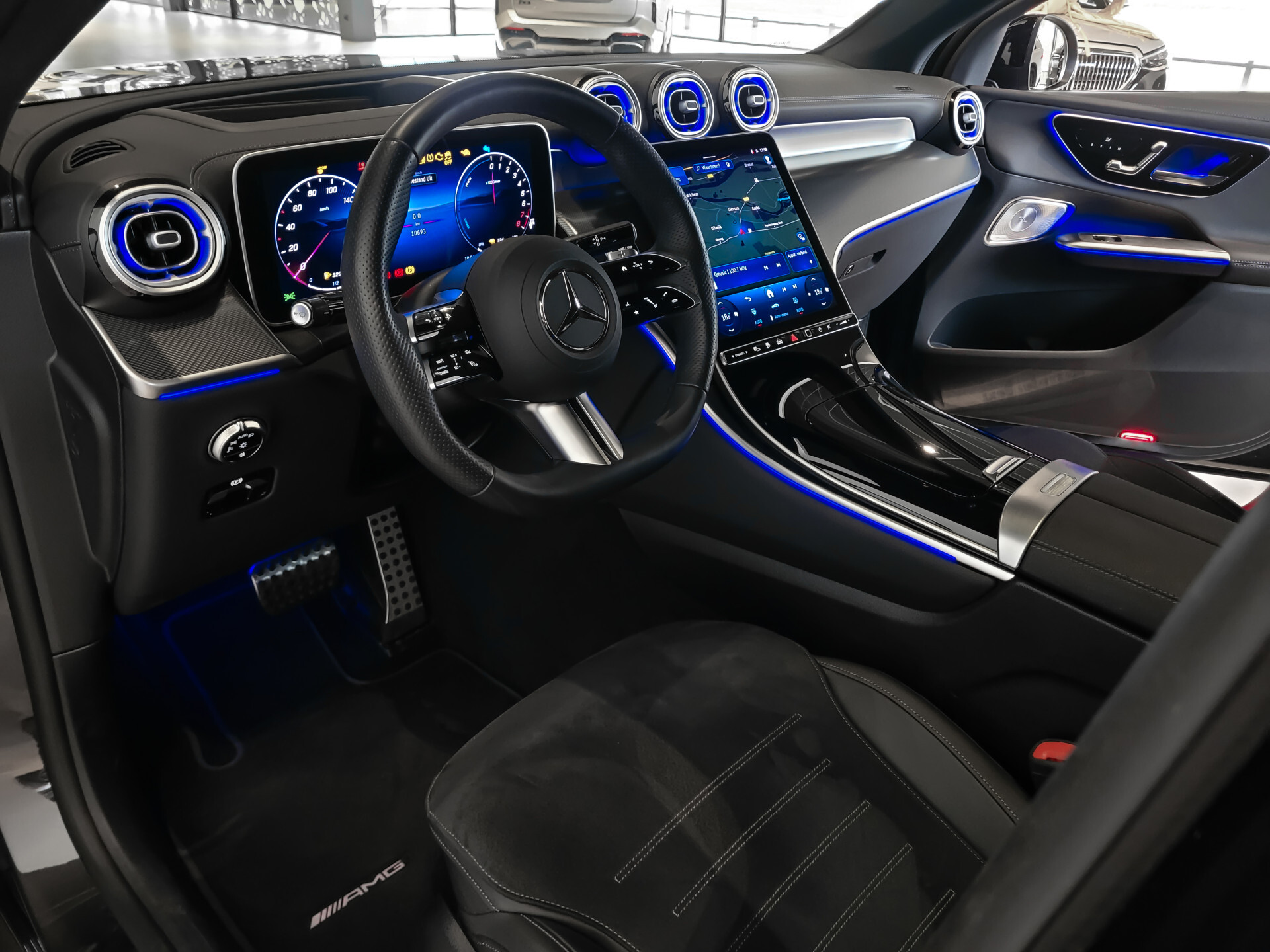 Mercedes-Benz GLC Coupé 300e 4-M AMG|Luchtvering|Achterassturing|ACC|Keyless|360|Mem|Burmester|Night|20"|Night|Trekhaak|Premium Plus Foto 19