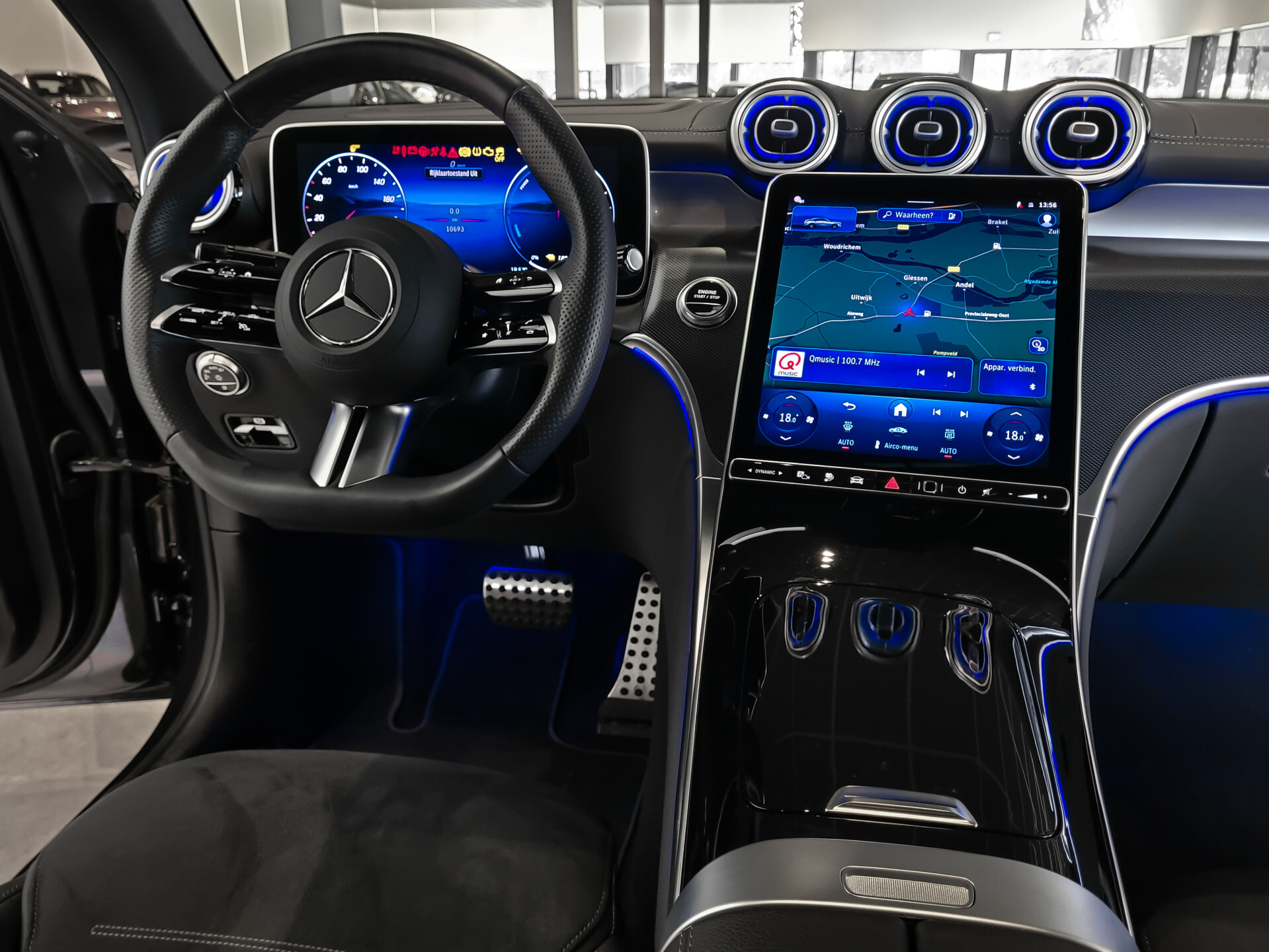 Mercedes-Benz GLC Coupé 300e 4-M AMG|Luchtvering|Achterassturing|ACC|Keyless|360|Mem|Burmester|Night|20"|Night|Trekhaak|Premium Plus Foto 33