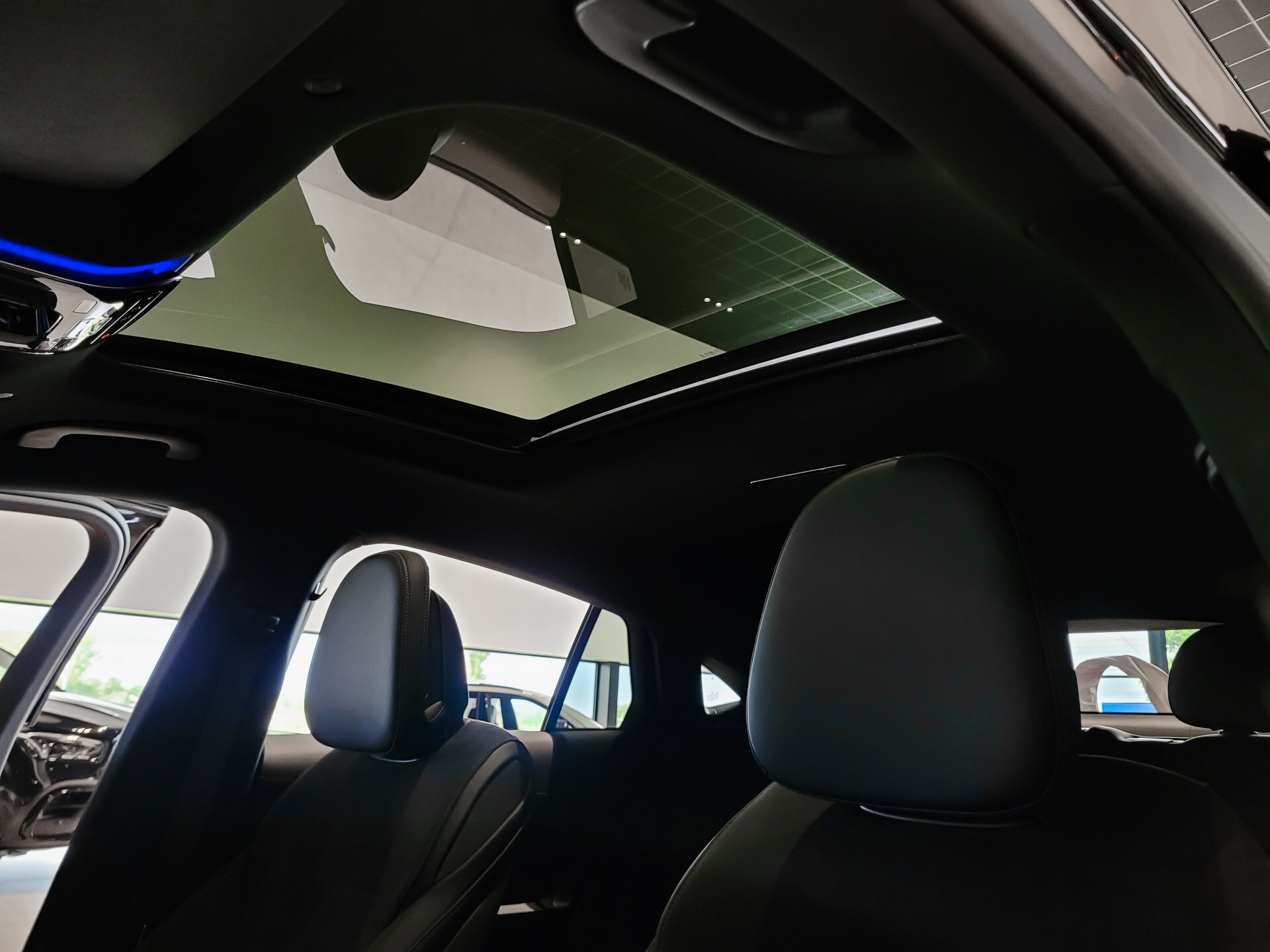 Mercedes-Benz GLC Coupé 300e 4-M AMG|Luchtvering|Achterassturing|ACC|Keyless|360|Mem|Burmester|Night|20"|Night|Trekhaak|Premium Plus Foto 37