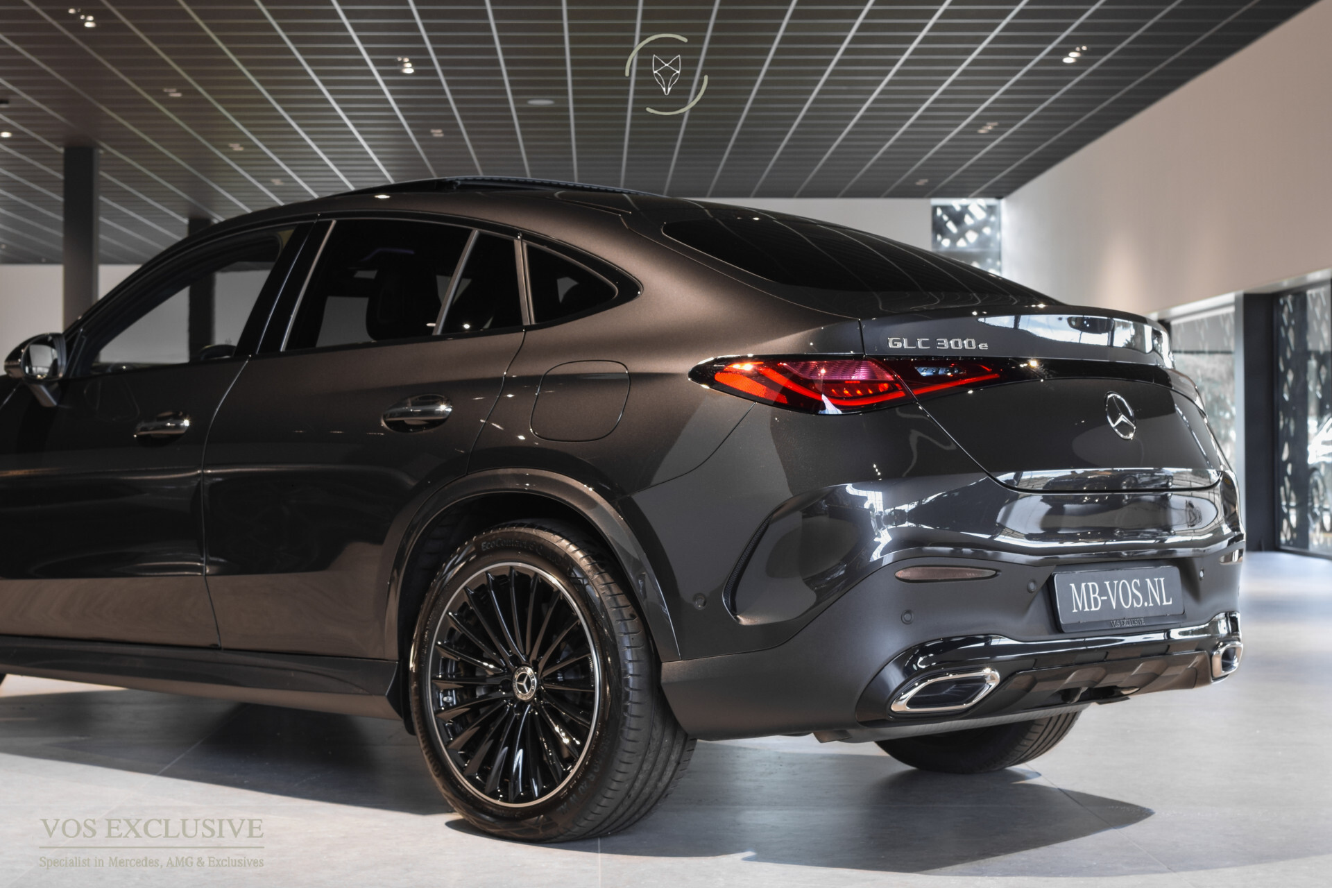 Mercedes-Benz GLC Coupé 300e 4-M AMG | Luchtvering | Achterassturing | ACC | Keyless | 360 | Mem | Burmester | Night | 20" | Night | Trekhaak | Premium Plus Foto 46