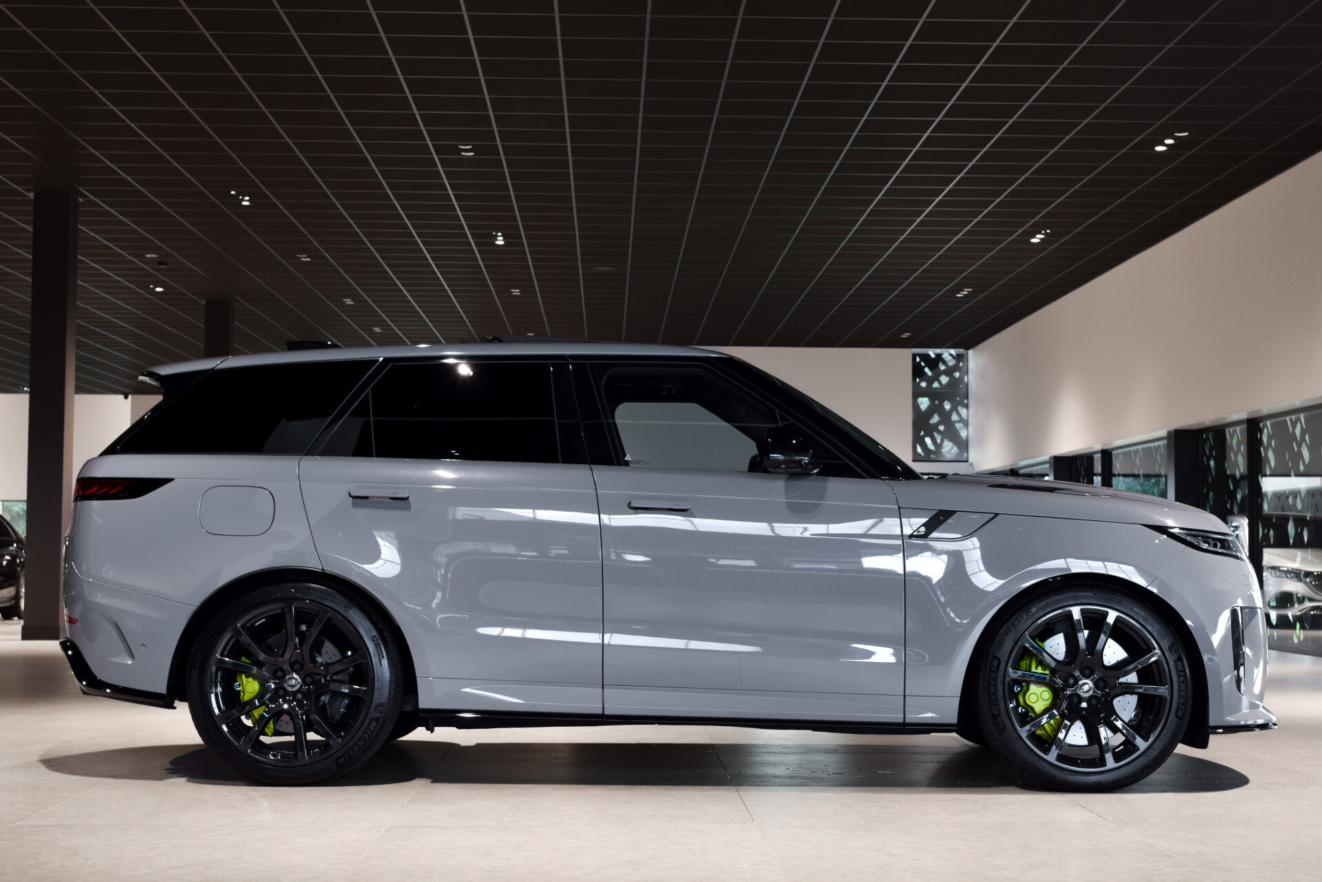 Land Rover Range Rover Sport 4.4 P635 SV Edition Two Carbon wheels|Ceramic Brakes|NL auto Foto 3