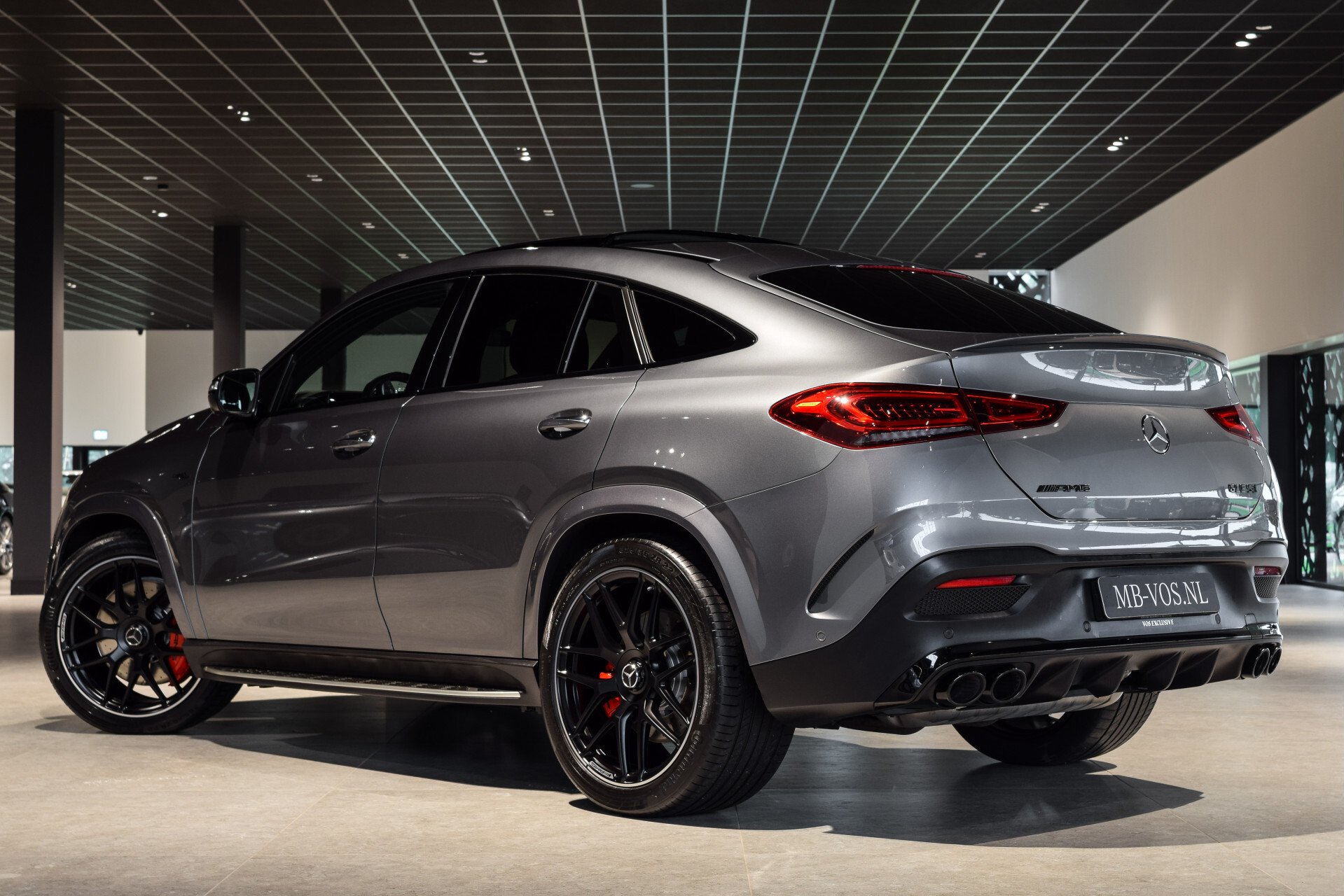 Mercedes-Benz GLE Coupé 53 AMG 4-M Dynamic Plus|Carbon|Nieuwprijs €196053|Garantie t/m 28-4-2028 Foto 2