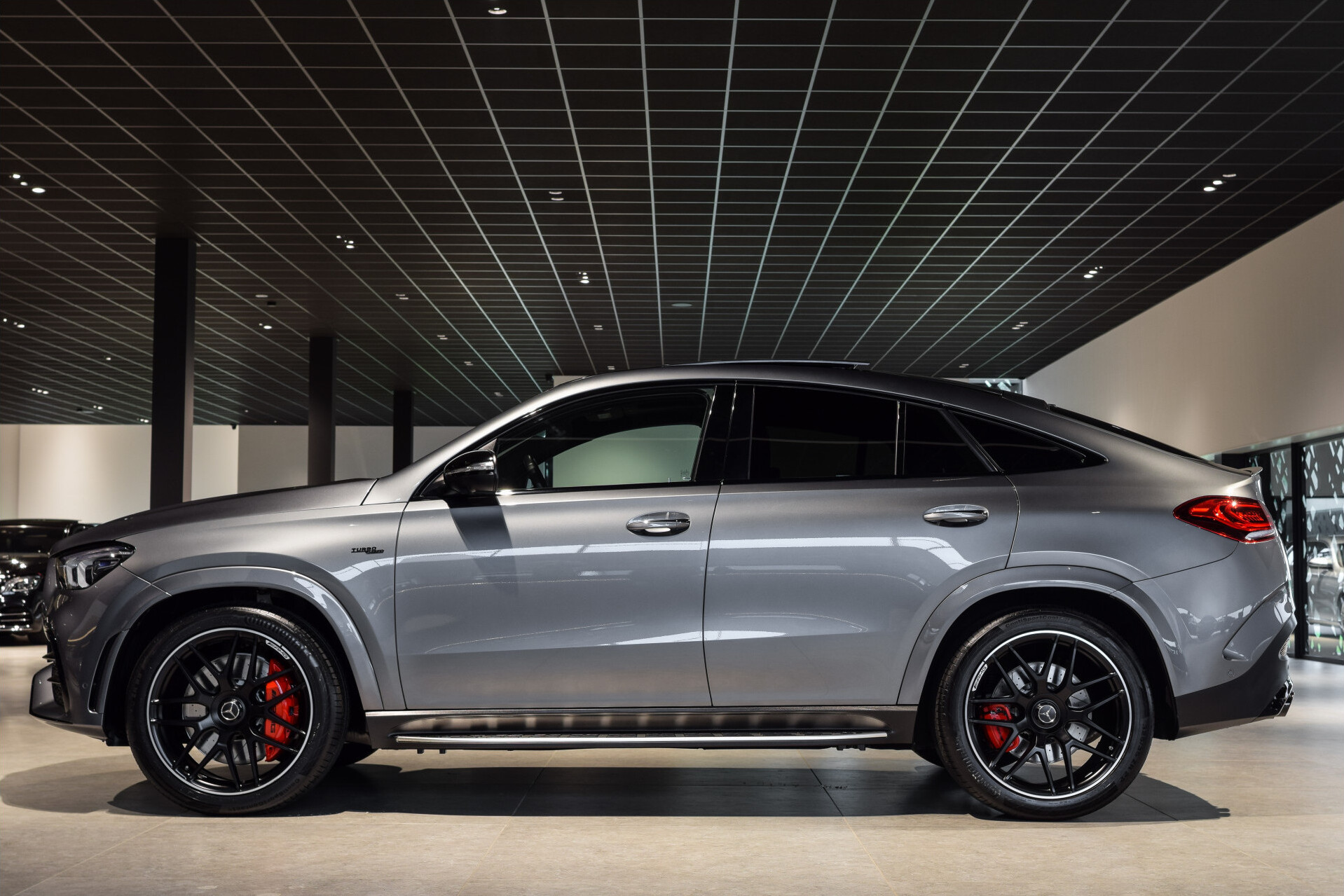 Mercedes-Benz GLE Coupé 53 AMG 4-M Dynamic Plus|Carbon|Nieuwprijs €196053|Garantie t/m 28-4-2028 Foto 4