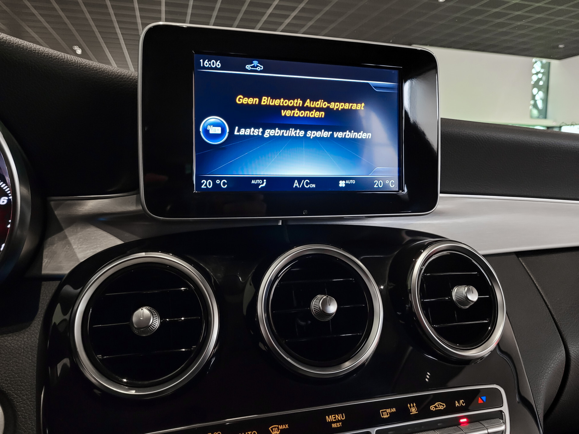 Mercedes-Benz C-Klasse Estate 350 e Avantgarde Airmatic|Camera|Verw-stoelen|Sfeerverlichting|Aut-kofferklep|New Service Foto 13