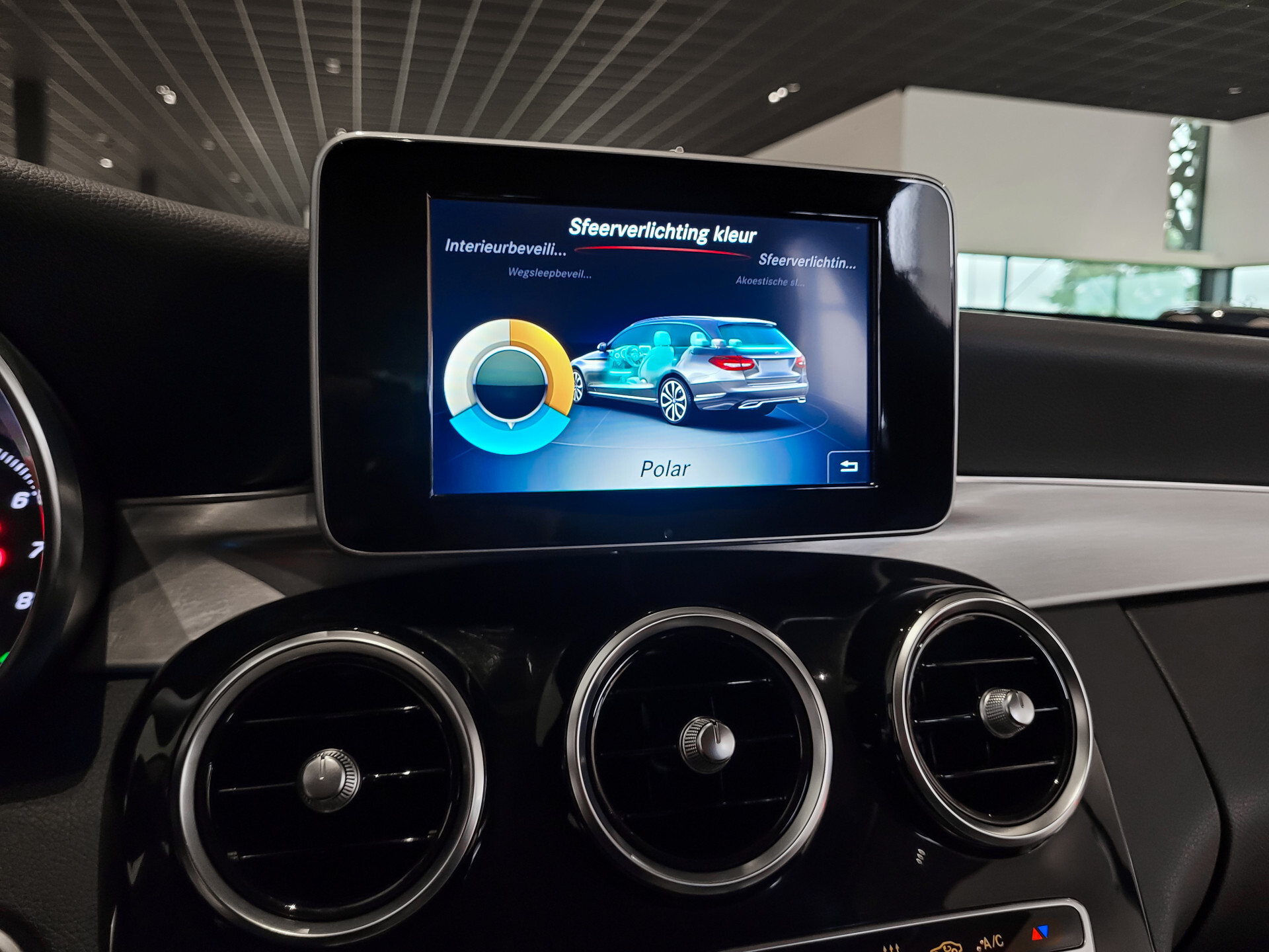 Mercedes-Benz C-Klasse Estate 350 e Avantgarde Airmatic|Camera|Verw-stoelen|Sfeerverlichting|Aut-kofferklep|New Service Foto 23