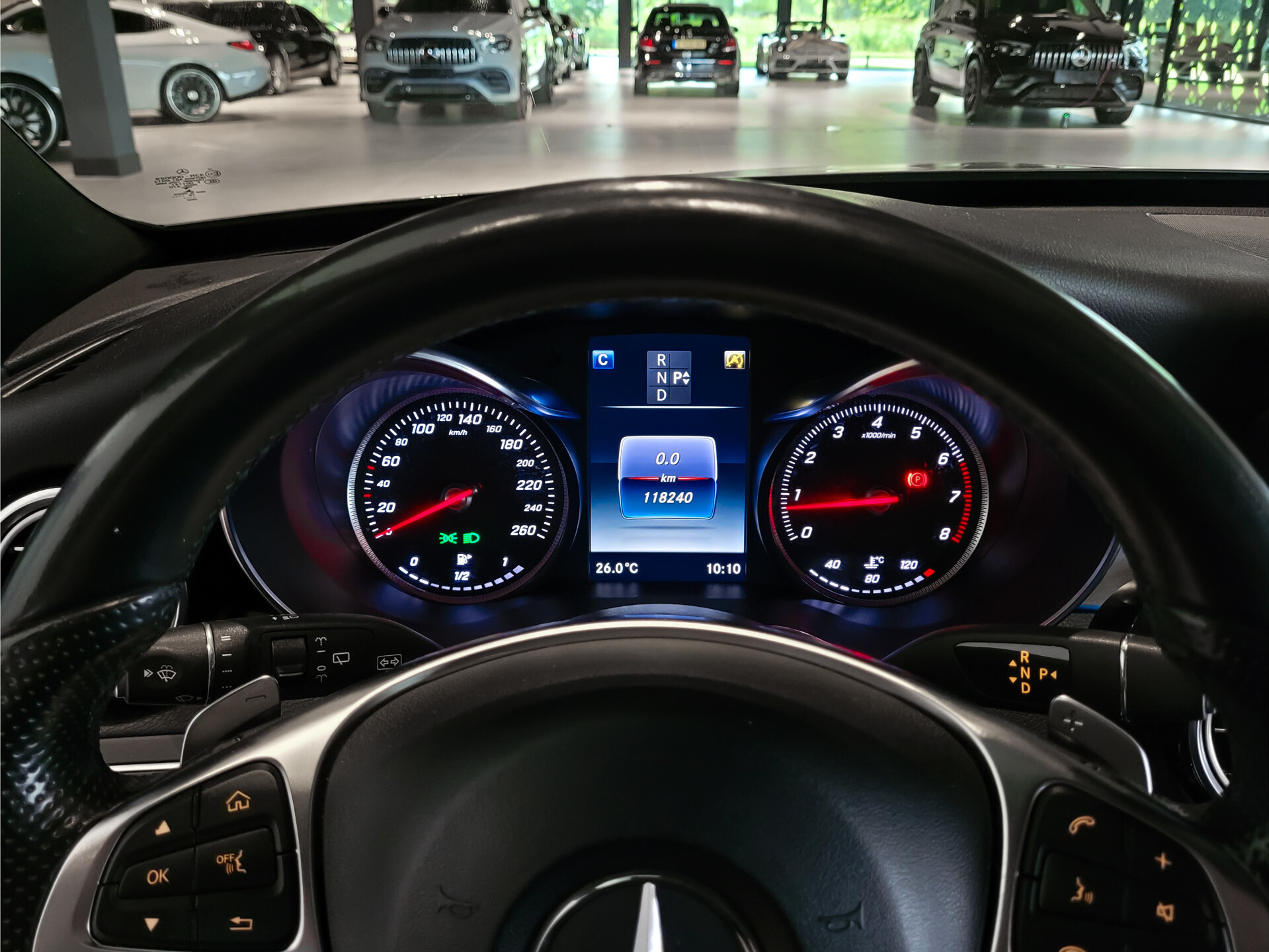 Mercedes-Benz C-Klasse Estate 180 AMG Sport Edition Leder|Sfeerverlichting|Aut-kofferklep|LED|19"|New Service/APK Foto 18