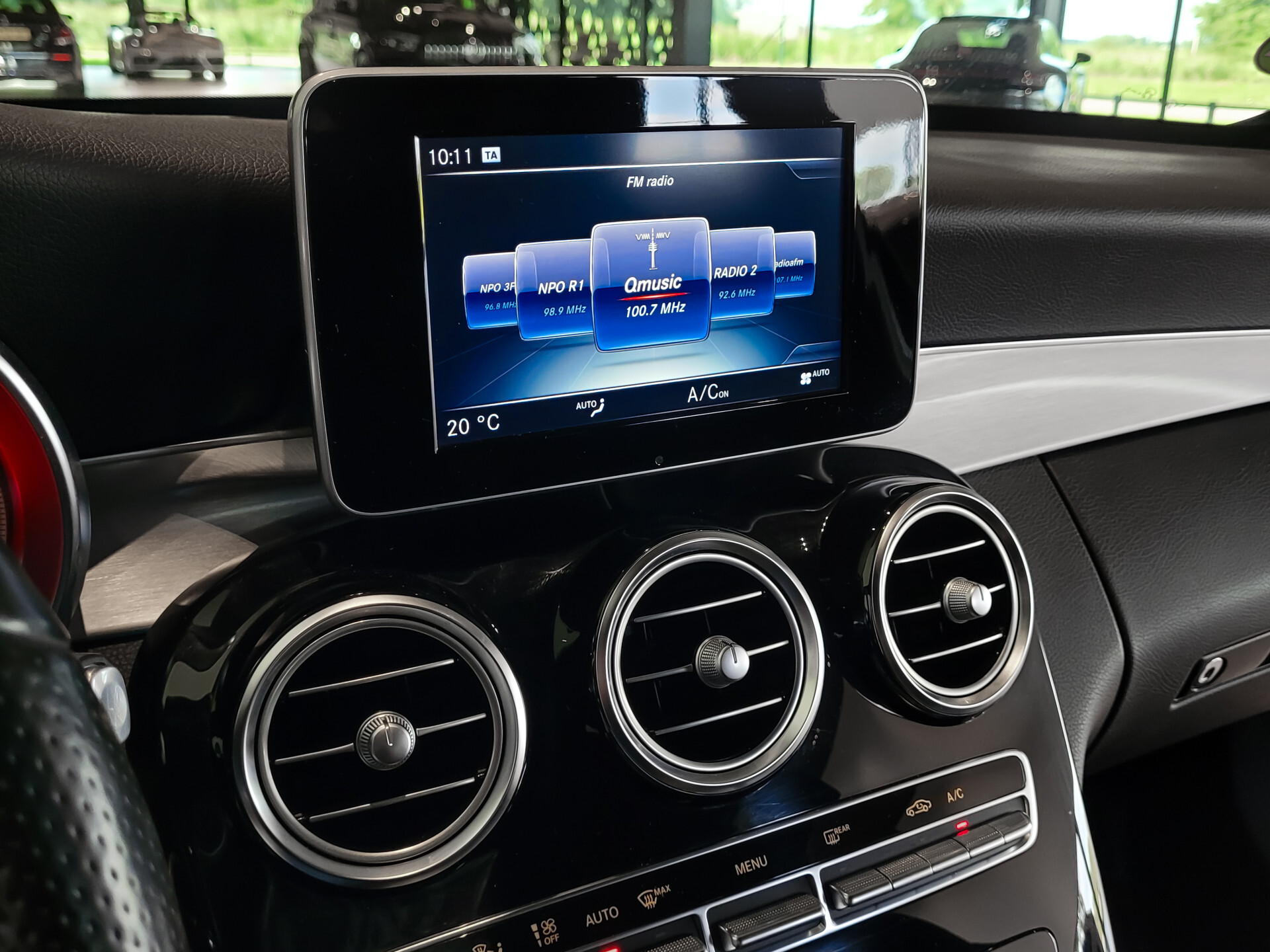 Mercedes-Benz C-Klasse Estate 180 AMG Sport Edition Leder|Sfeerverlichting|Aut-kofferklep|LED|19"|New Service/APK Foto 9