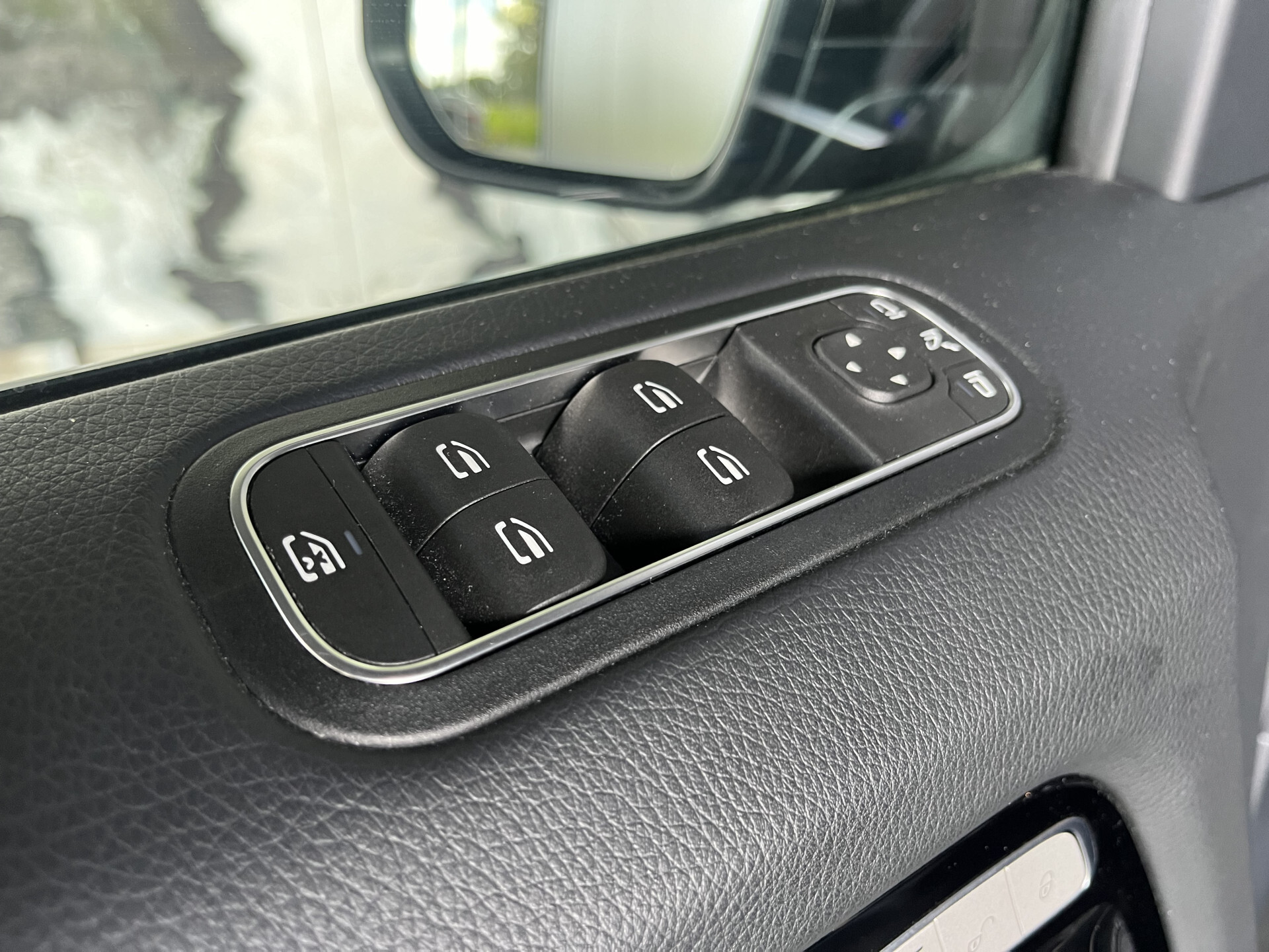 Mercedes-Benz G-Klasse 500 AMG Manufaktur|Nightpakket|Standkachel|Massage|Burmester Foto 22