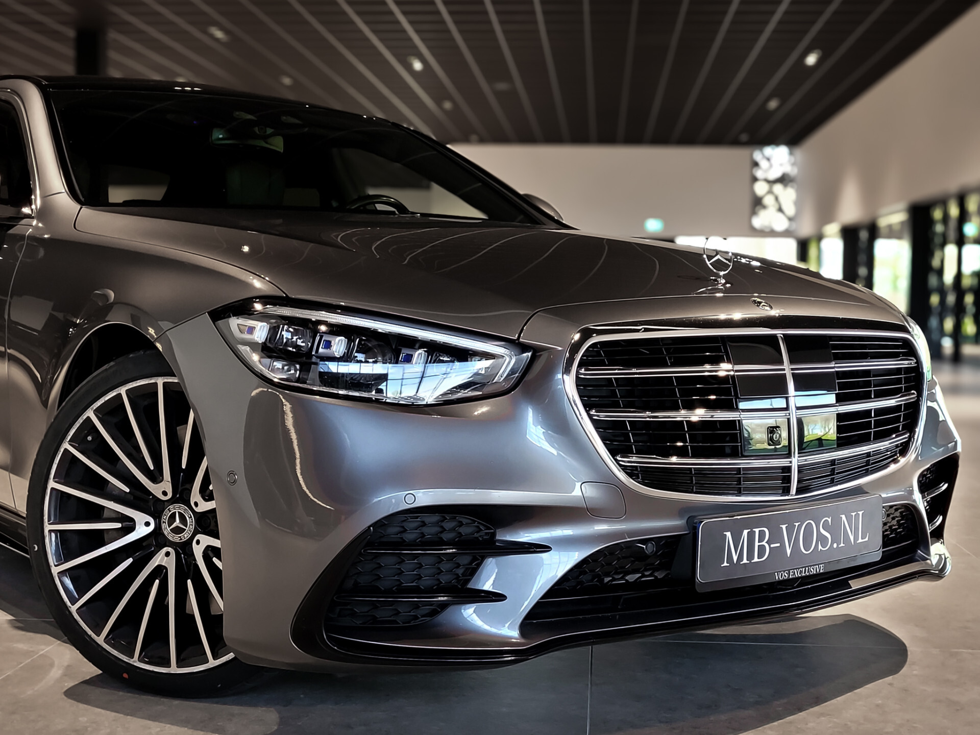 Mercedes-Benz S-Klasse 400d 4-M AMG Achterassturing|Ruitleder|Burmester|Rij-assistentie|Keyless|Night|21" Aut9 Foto 29