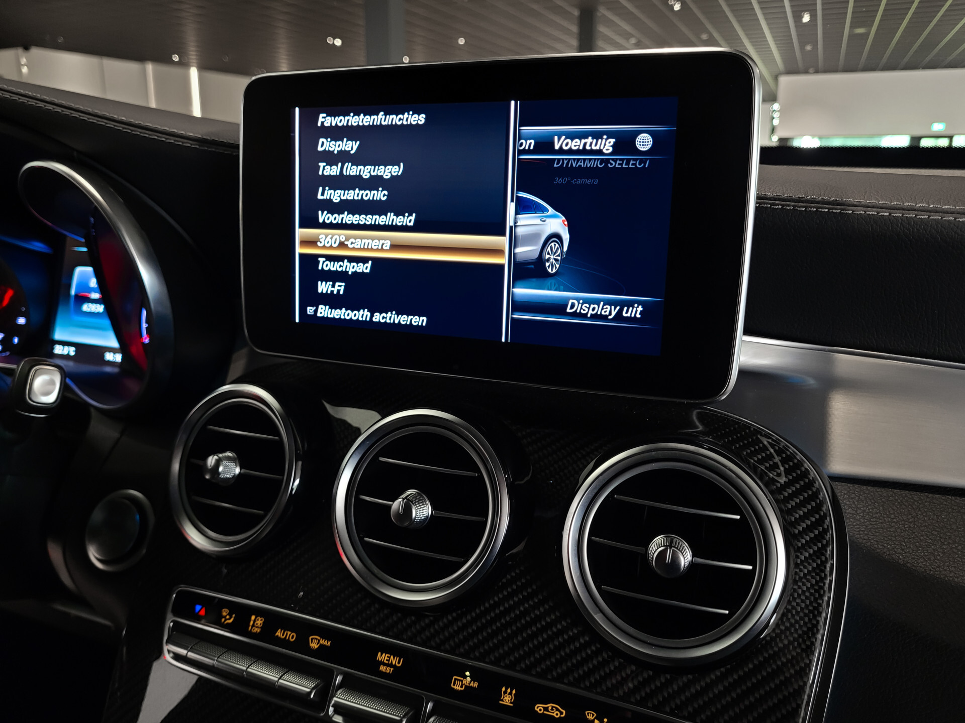 Mercedes-Benz GLC Coupé AMG 43 4-M Designo|Carbon|Standkachel|Keyless|Burmester|Night|21"|New Service Foto 24