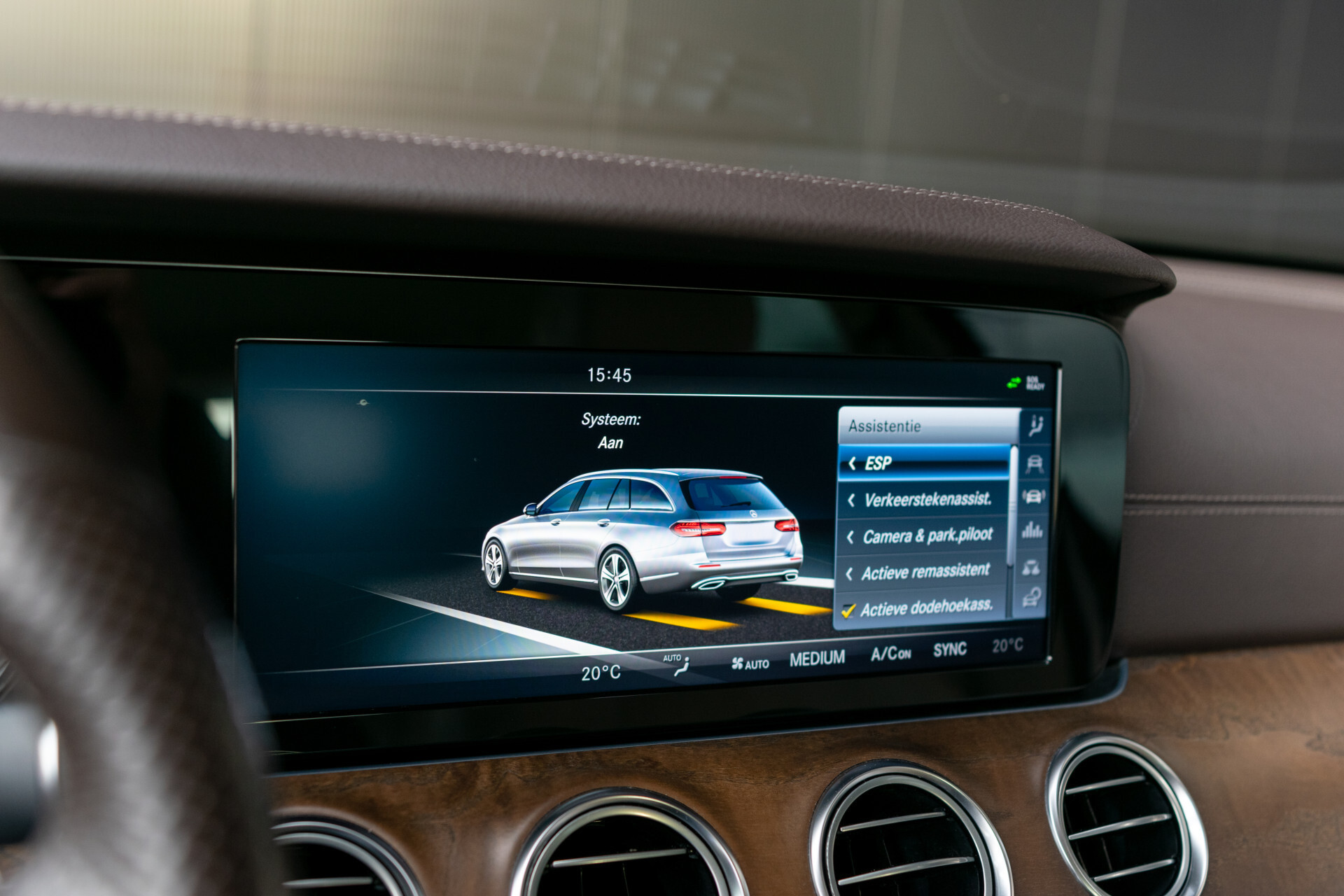 Mercedes-Benz E-Klasse Estate 250 Avantgarde ACC|Standkachel|Comand|360|Burmester|Mem|Exclusive|Volledige historie Foto 18