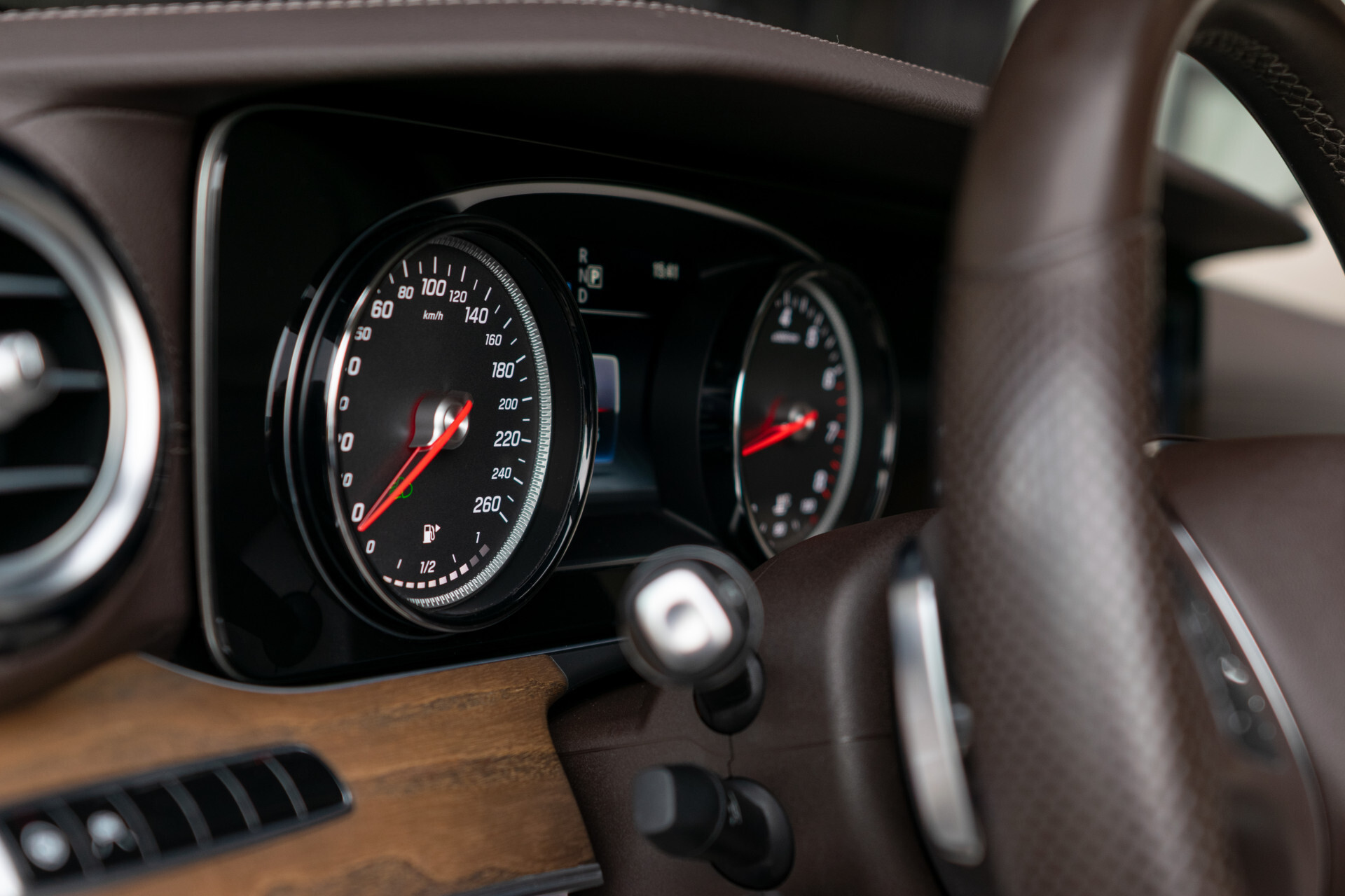 Mercedes-Benz E-Klasse Estate 250 Avantgarde ACC|Standkachel|Comand|360|Burmester|Mem|Exclusive|Volledige historie Foto 19