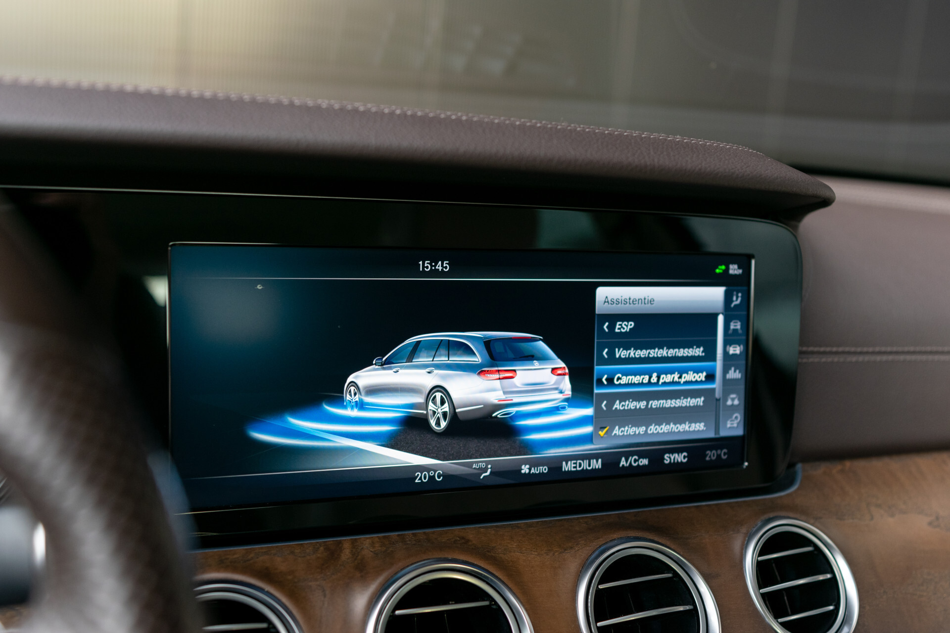 Mercedes-Benz E-Klasse Estate 250 Avantgarde ACC|Standkachel|Comand|360|Burmester|Mem|Exclusive|Volledige historie Foto 20