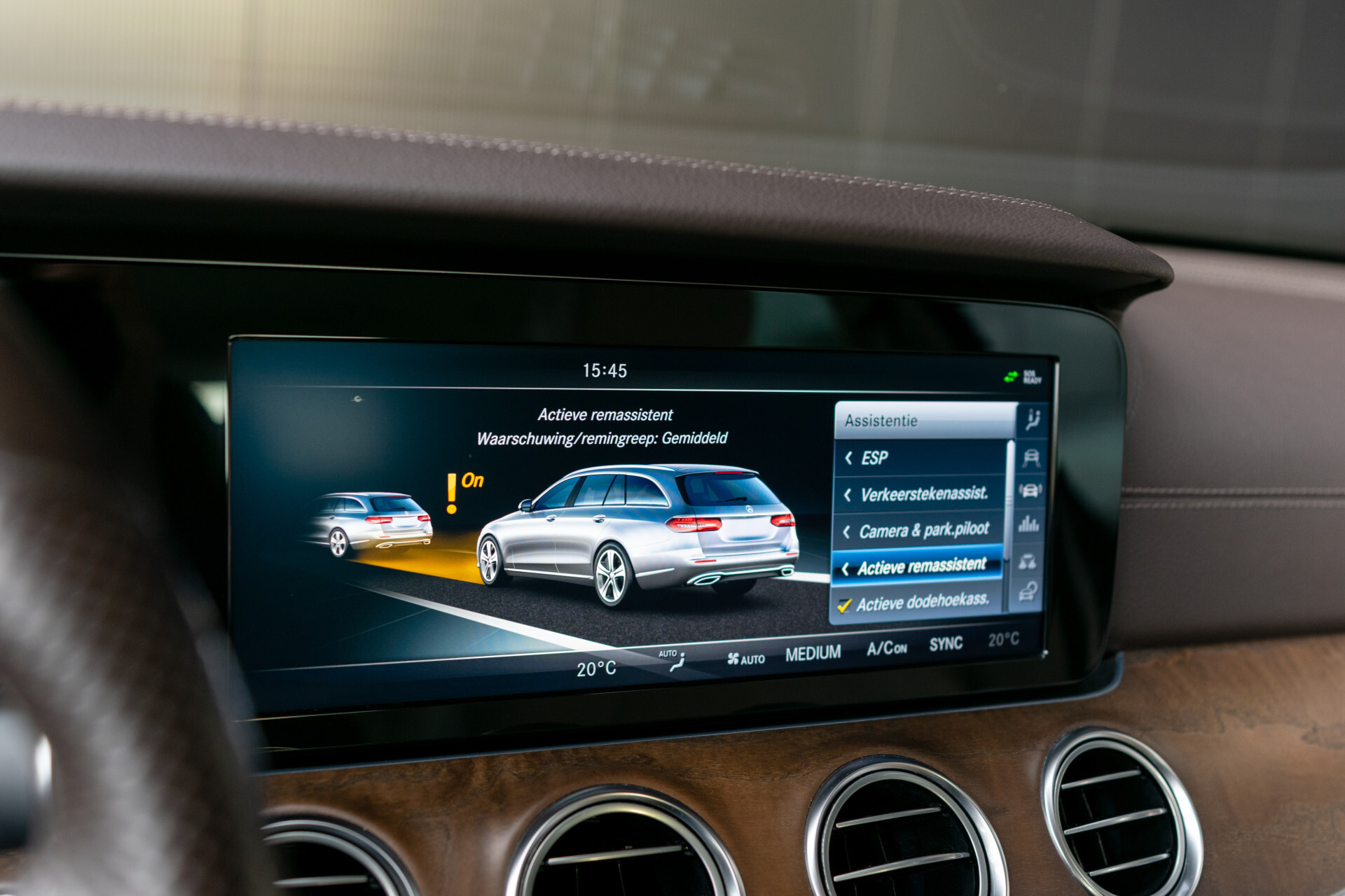 Mercedes-Benz E-Klasse Estate 250 Avantgarde ACC|Standkachel|Comand|360|Burmester|Mem|Exclusive|Volledige historie Foto 22
